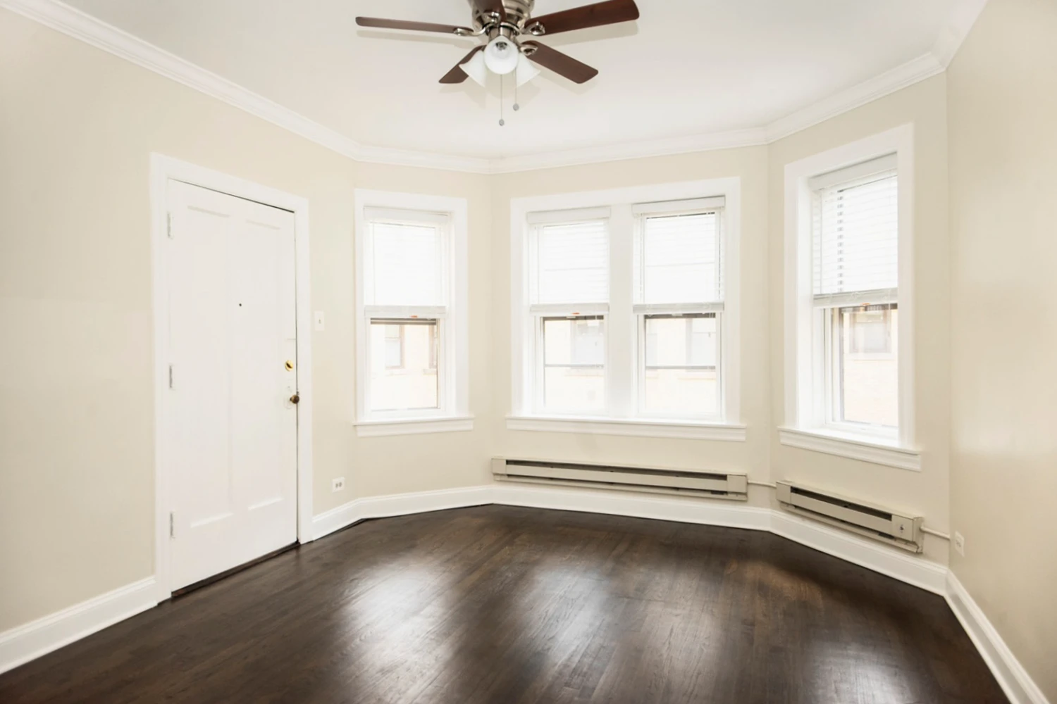 3821 N Greenview Ave Apt 2E, Chicago IL properties 3815-23-n-greenview-ave-chicago-il-60613-lake-view 3821-2e