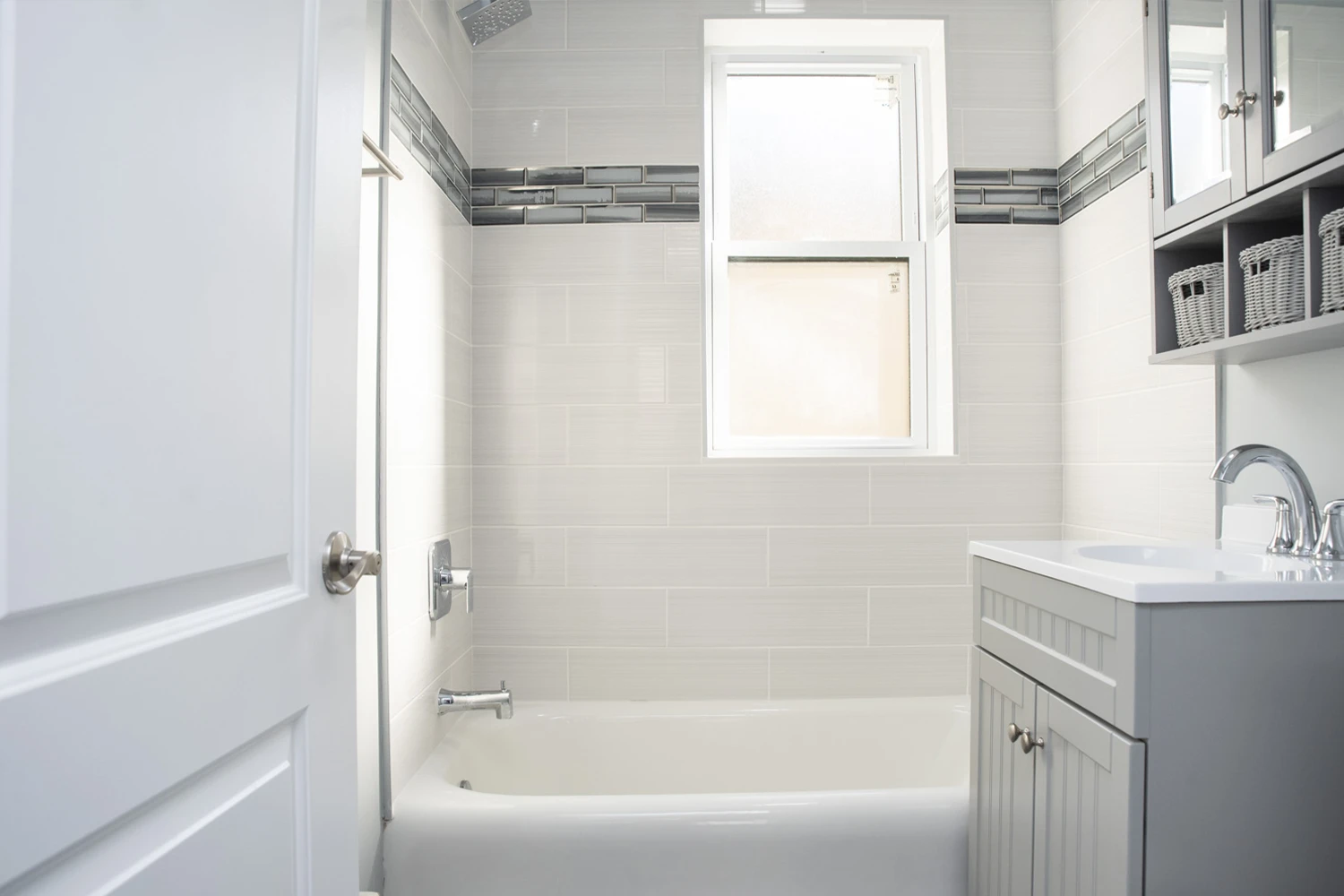 3821 N Greenview Ave Apt 2W, Chicago IL properties 3815-23-n-greenview-ave-chicago-il-60613-lake-view 3821-2w