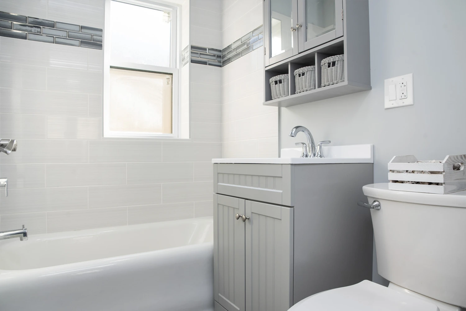 3821 N Greenview Ave Apt 2W, Chicago IL properties 3815-23-n-greenview-ave-chicago-il-60613-lake-view 3821-2w