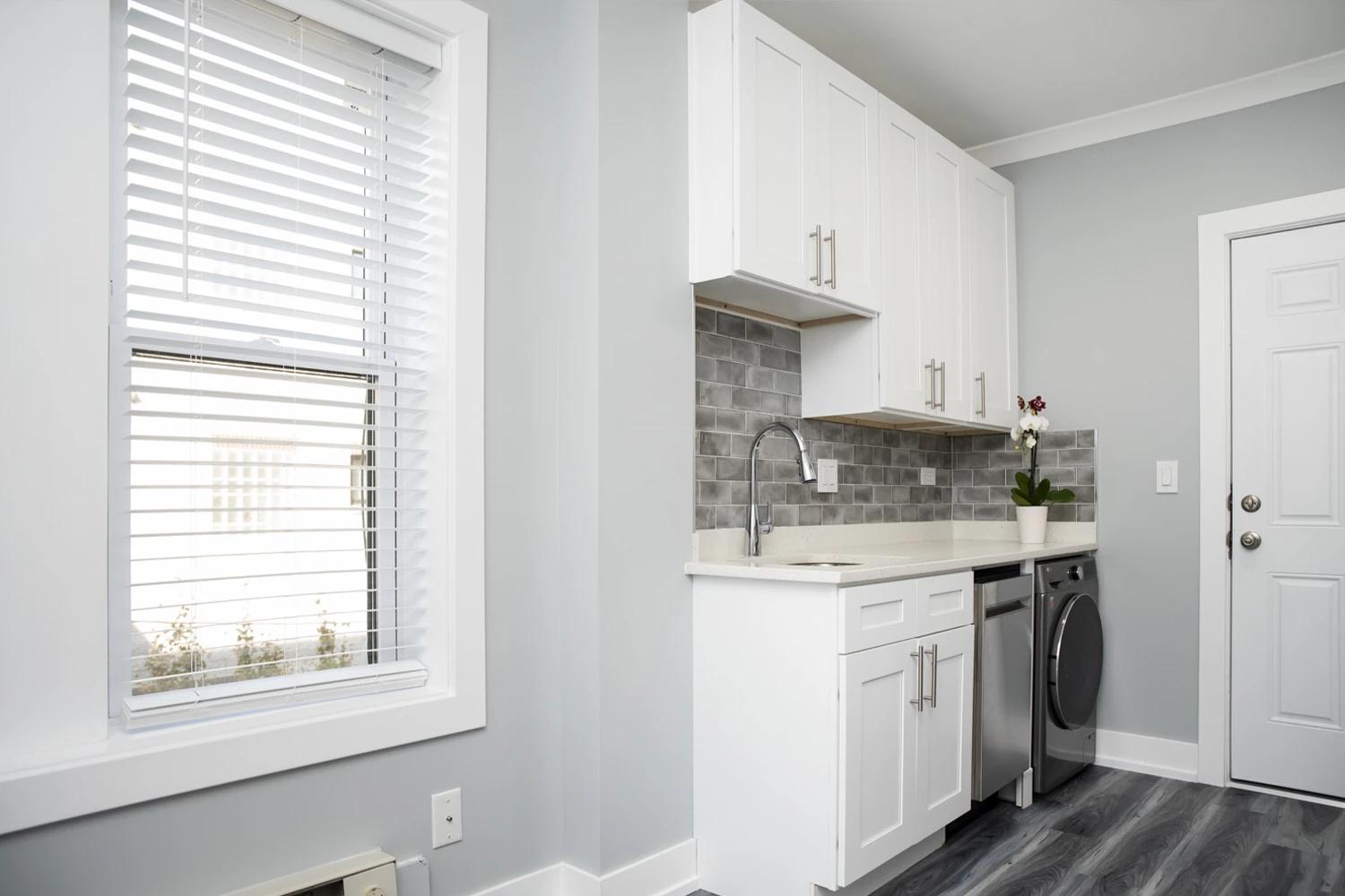 3821 N Greenview Ave Apt 2W, Chicago IL properties 3815-23-n-greenview-ave-chicago-il-60613-lake-view 3821-2w