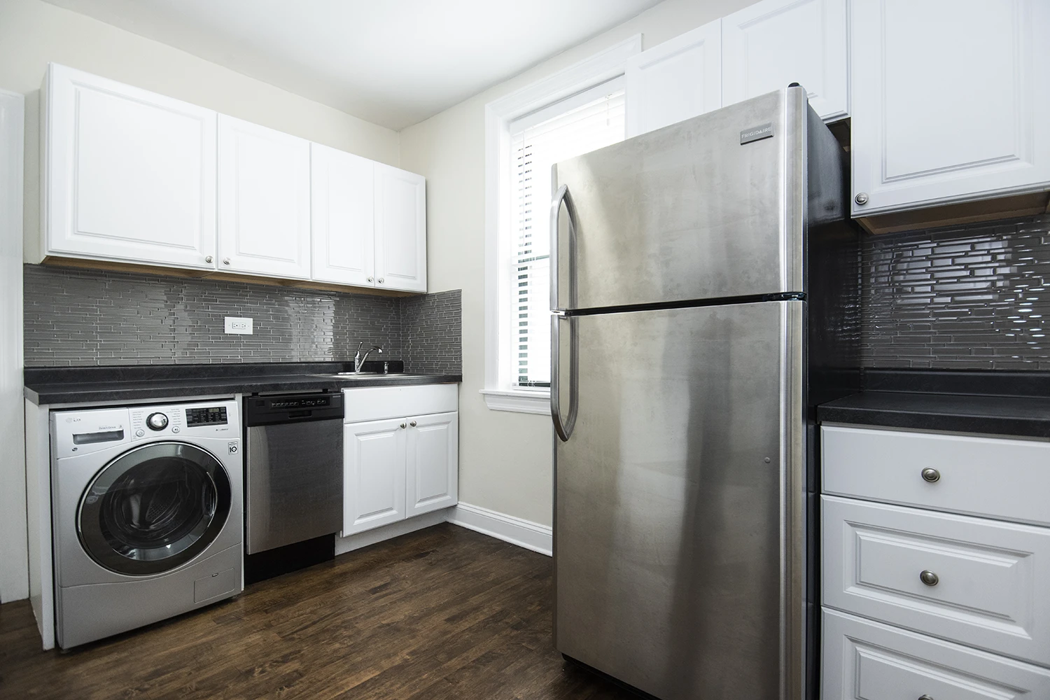 3845 N Greenview Ave Apt 3S, Chicago IL properties 3839-45-n-greenview-chicago-il-60613-lake-view 3845-3s   