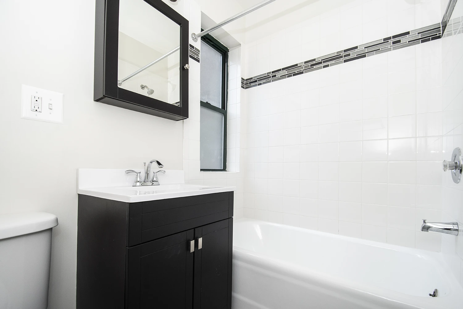 3845 N Greenview Ave Apt 3S, Chicago IL properties 3839-45-n-greenview-chicago-il-60613-lake-view 3845-3s   