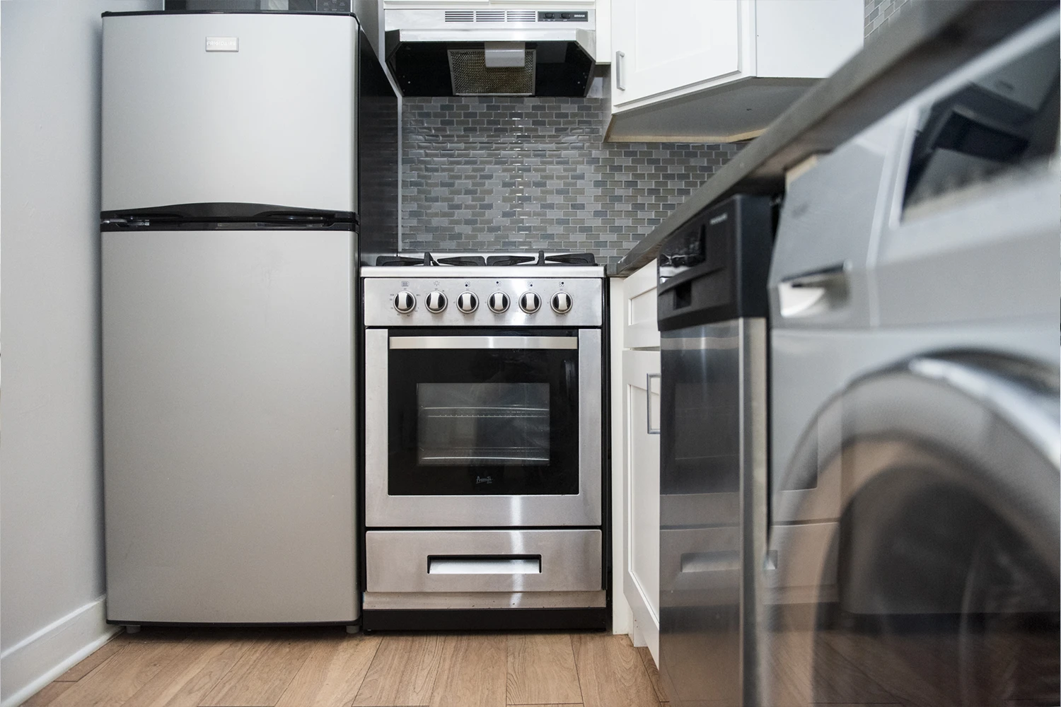 511 W Belmont Ave Apt 33, Chicago IL properties 511-w-belmont-chicago-il-60657-lake-view 511-33   