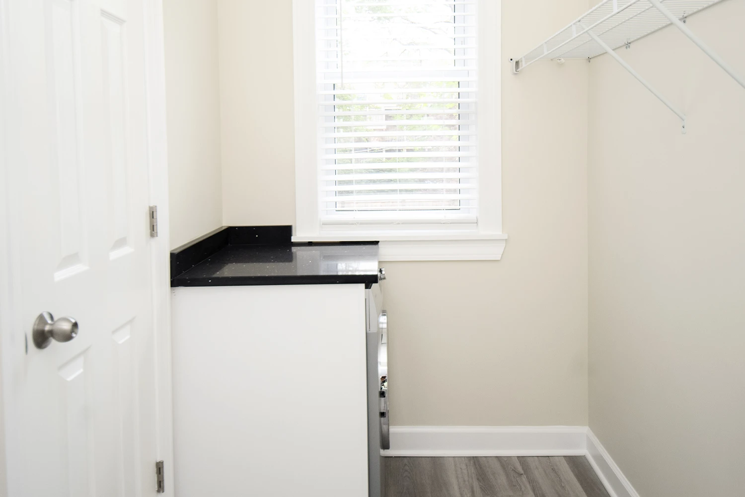 646.5 W Roscoe St Apt 2S, Chicago IL properties 646-48-w-roscoe-chicago-il-60657-lake-view 646-5-2s