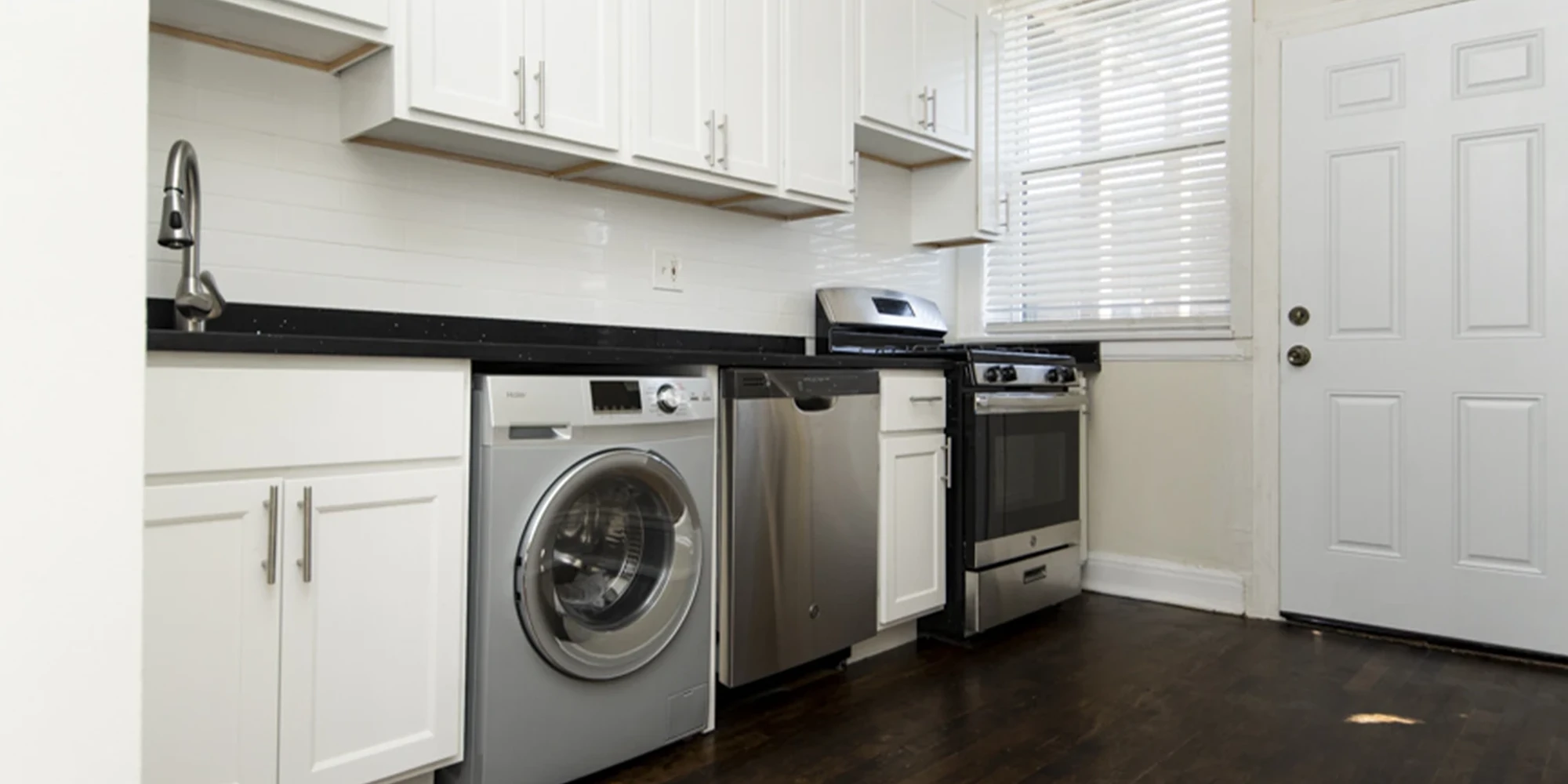 943 Judson Ave St Apt 2, Evanston IL properties 312-320-lee-st-evanston-il-60202 943-2