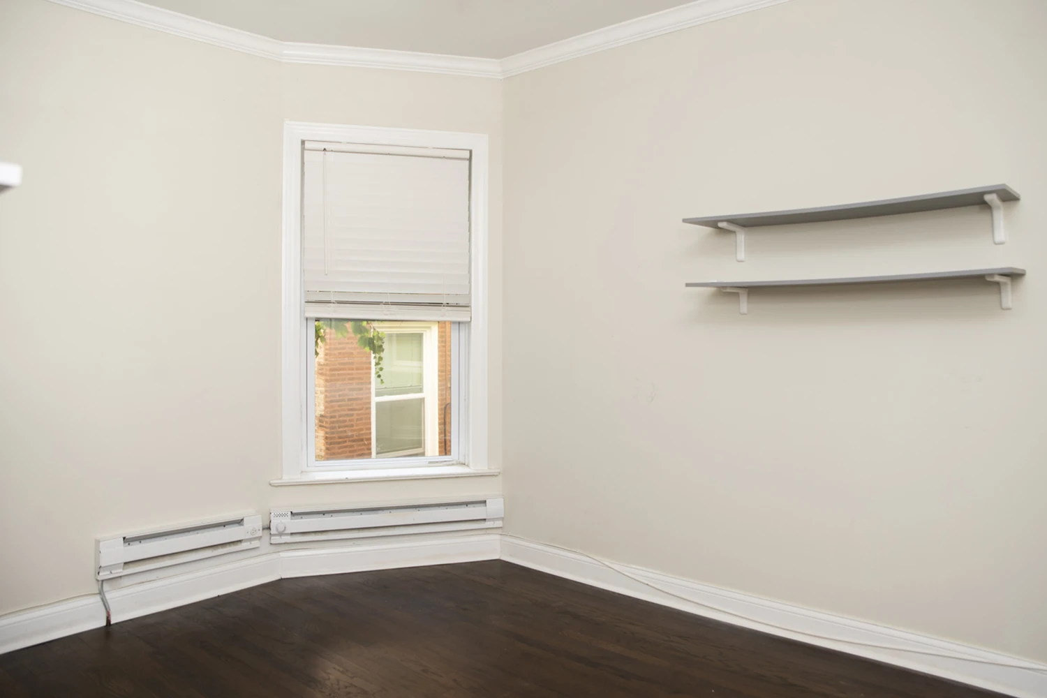 943 Judson Ave St Apt 2, Evanston IL properties 312-320-lee-st-evanston-il-60202 943-2