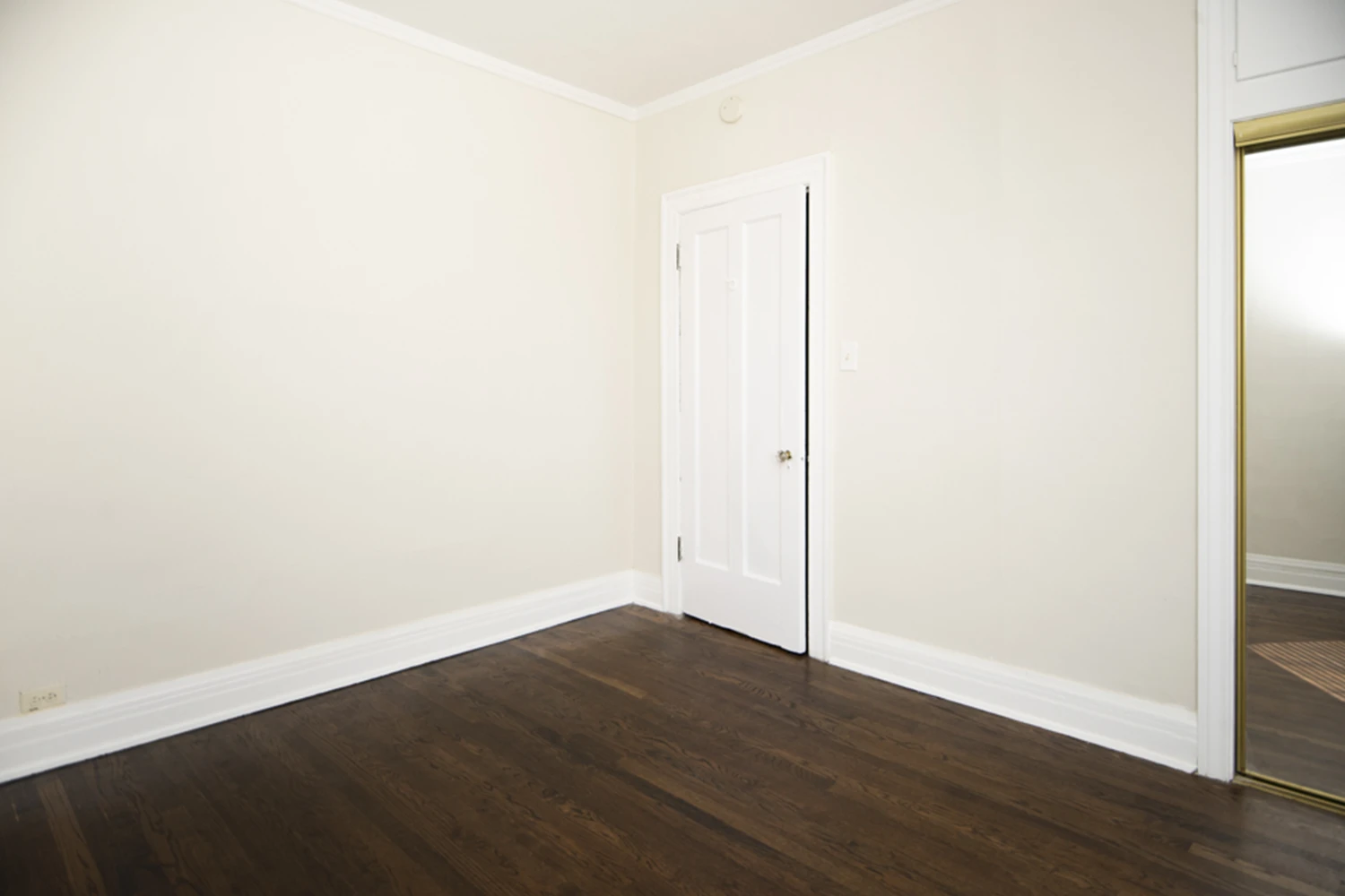 943 Judson Ave St Apt 3, Evanston IL properties 312-320-lee-st-evanston-il-60202 943-3   
