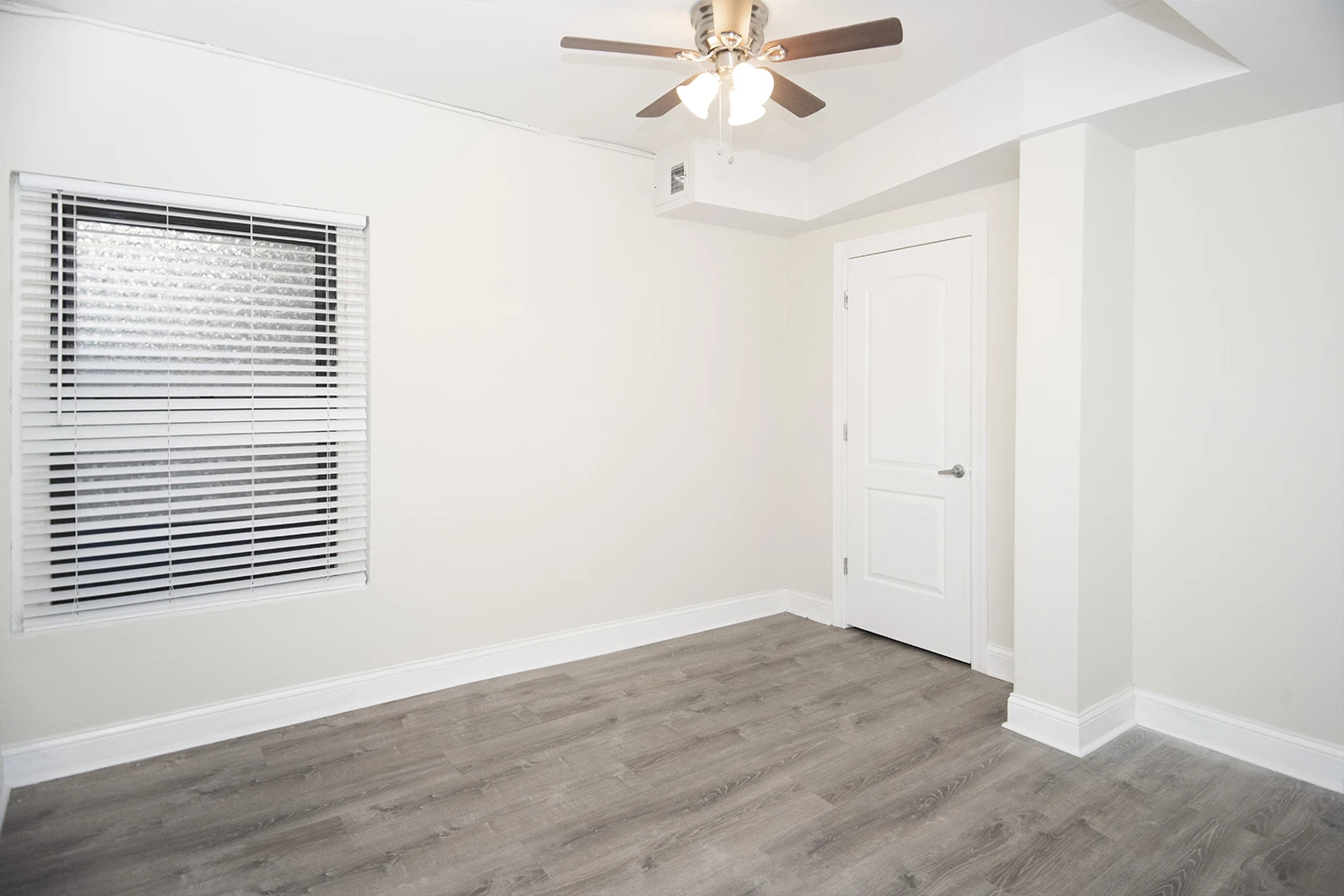 943 Judson Ave St Apt GDN, Evanston IL properties 312-320-lee-st-evanston-il-60202 943-gdn   