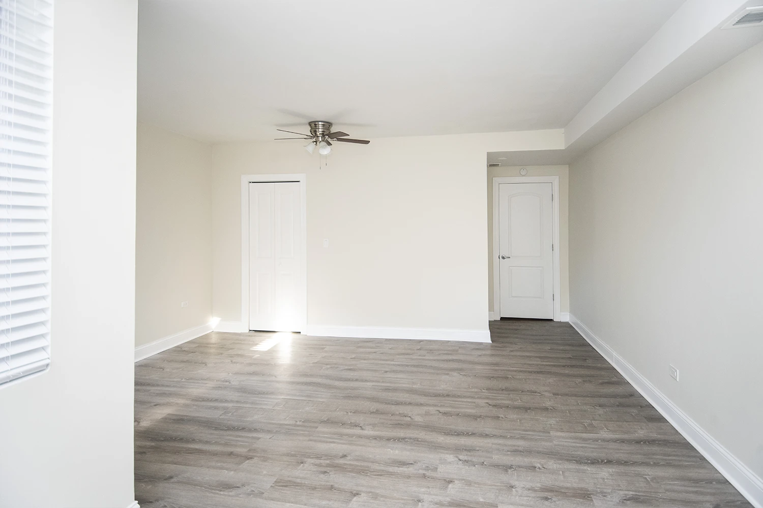 943 Judson Ave St Apt GDN, Evanston IL properties 312-320-lee-st-evanston-il-60202 943-gdn   