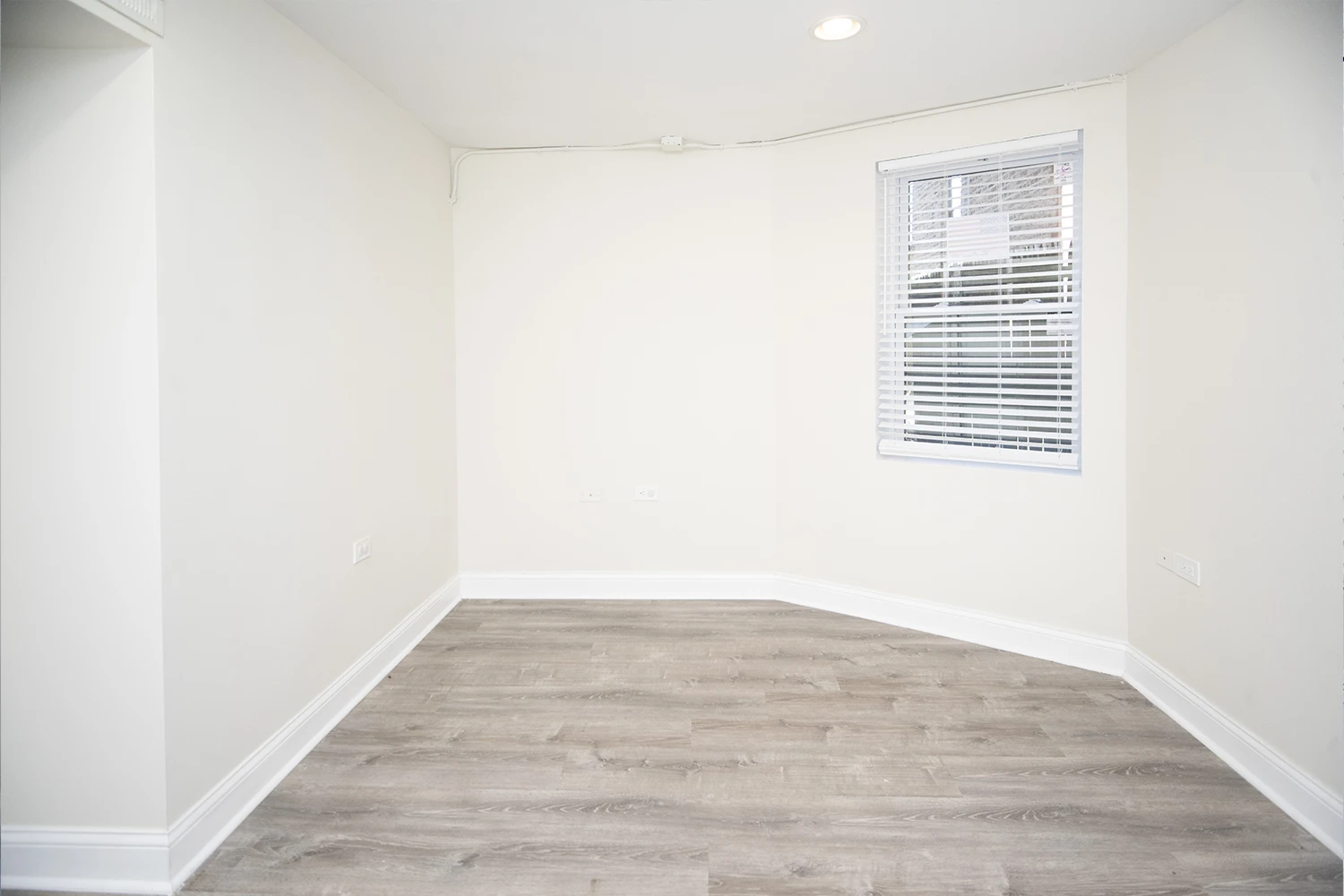 943 Judson Ave St Apt GDN, Evanston IL properties 312-320-lee-st-evanston-il-60202 943-gdn   