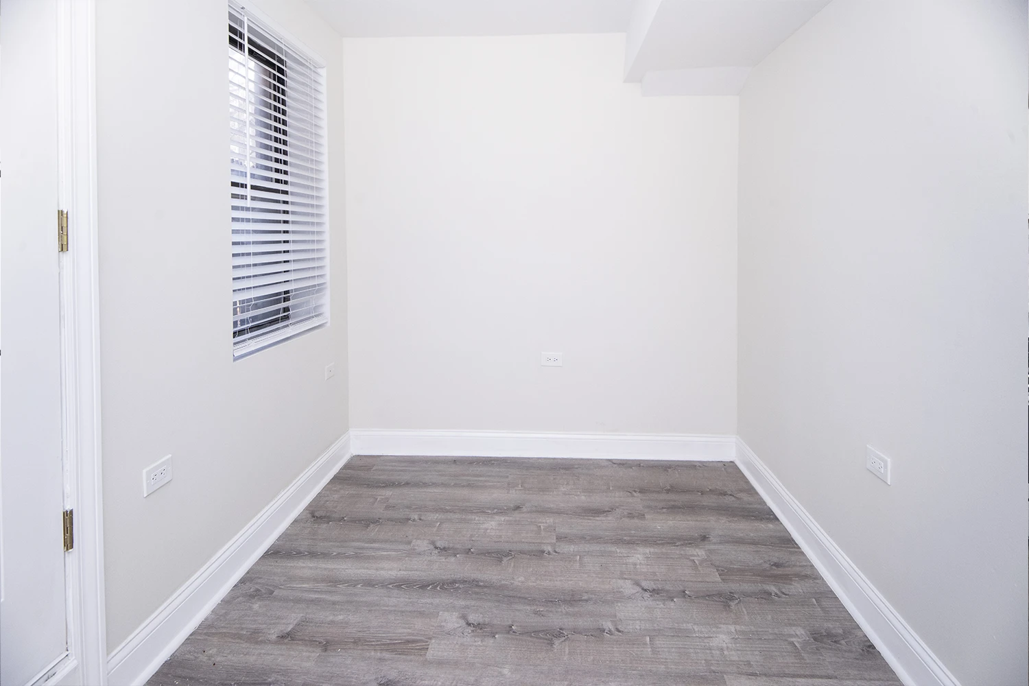 943 Judson Ave St Apt GDN, Evanston IL properties 312-320-lee-st-evanston-il-60202 943-gdn   
