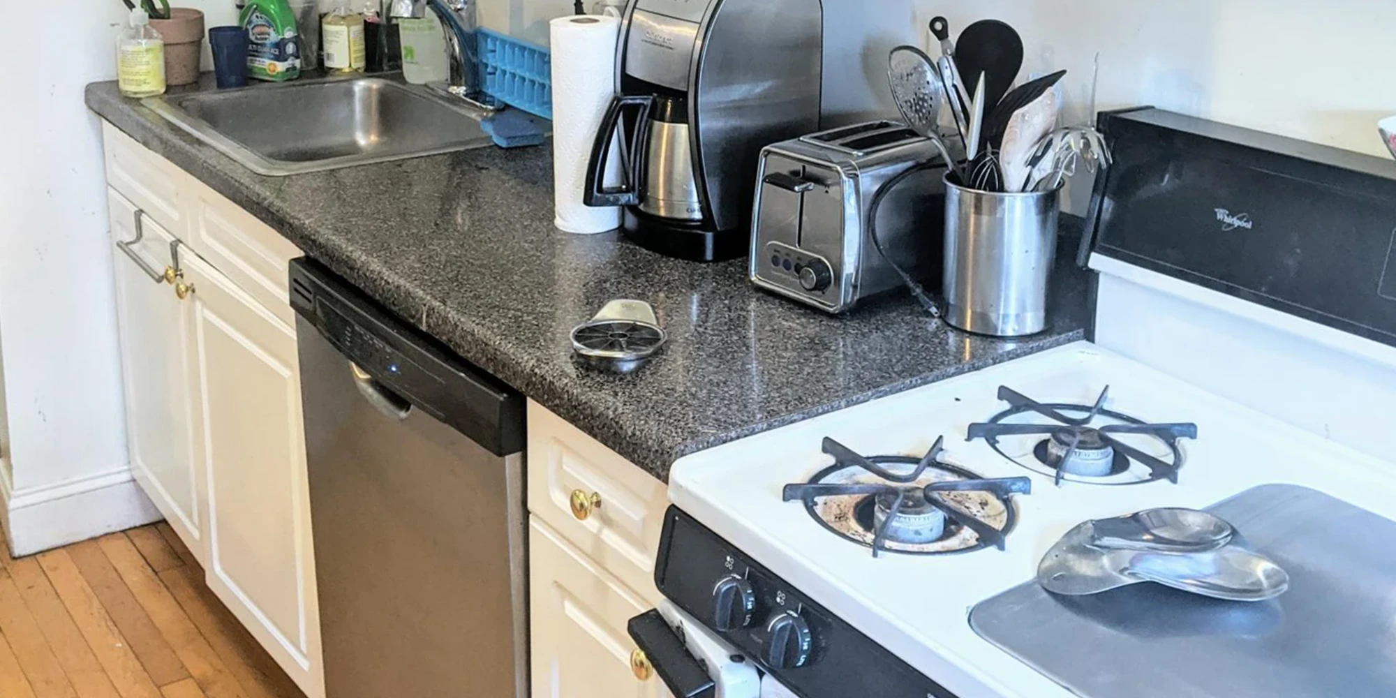 945 Judson Ave St Apt 2, Evanston IL properties 312-320-lee-st-evanston-il-60202 945-2