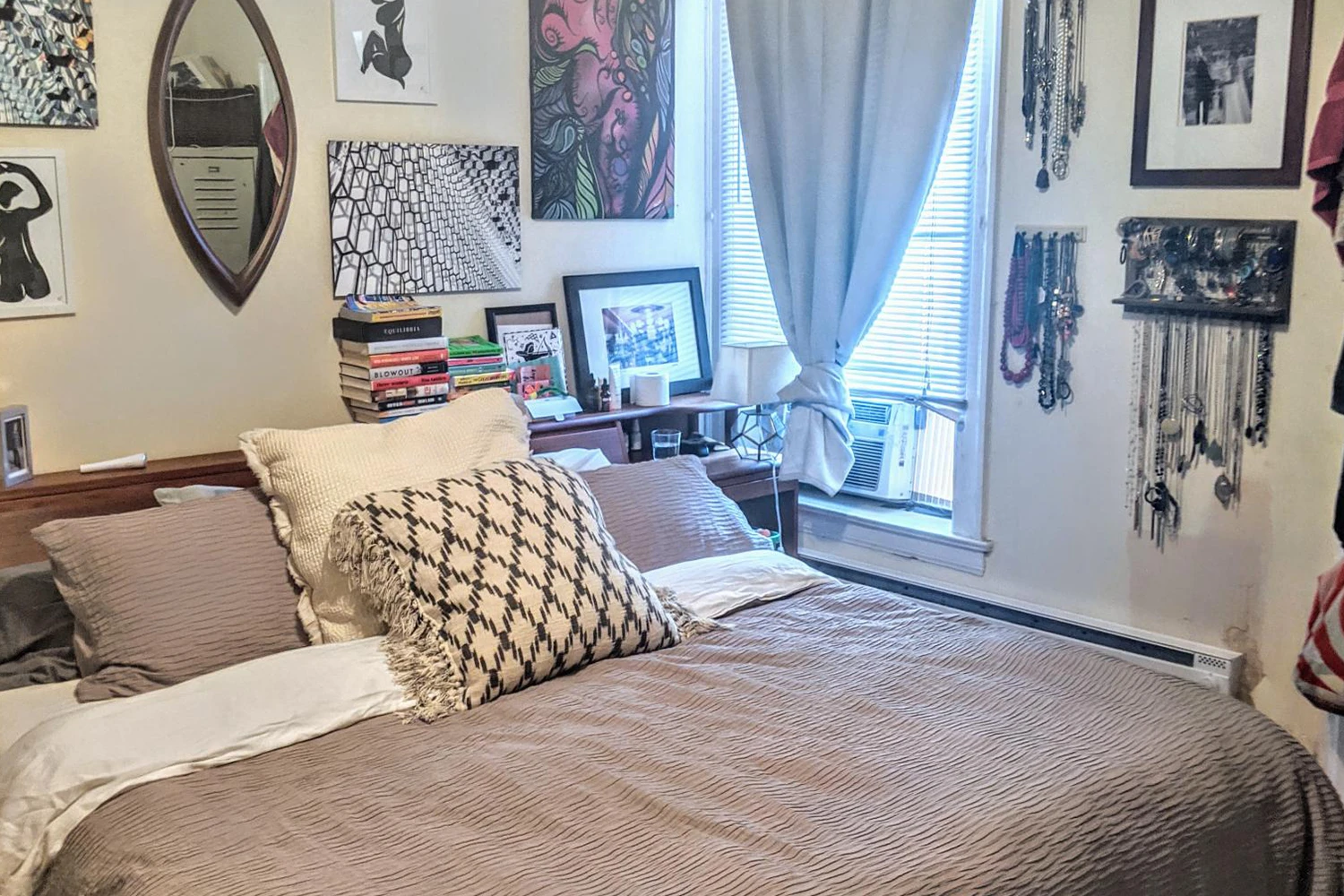 945 Judson Ave St Apt 2, Evanston IL properties 312-320-lee-st-evanston-il-60202 945-2