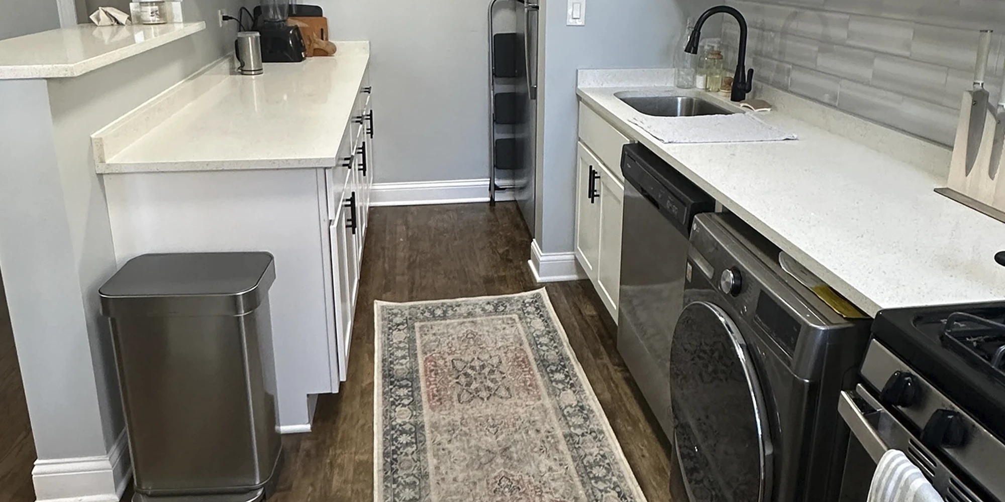 945 Judson Ave St Apt 3, Evanston IL properties 312-320-lee-st-evanston-il-60202 945-3