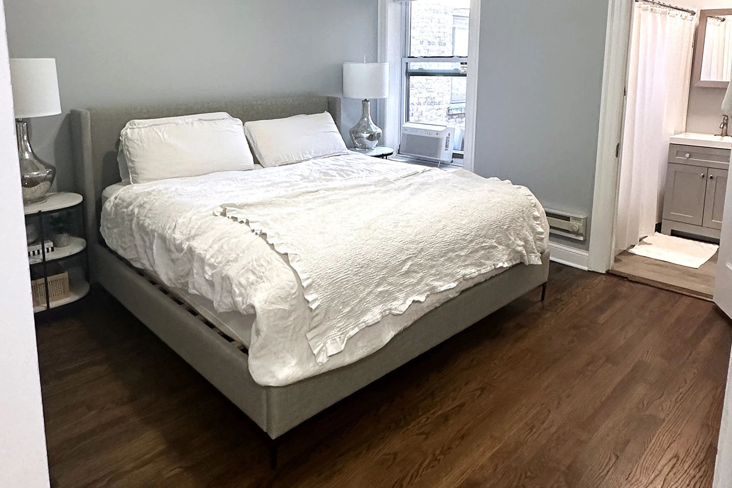 945 Judson Ave St Apt 3, Evanston IL properties 312-320-lee-st-evanston-il-60202 945-3