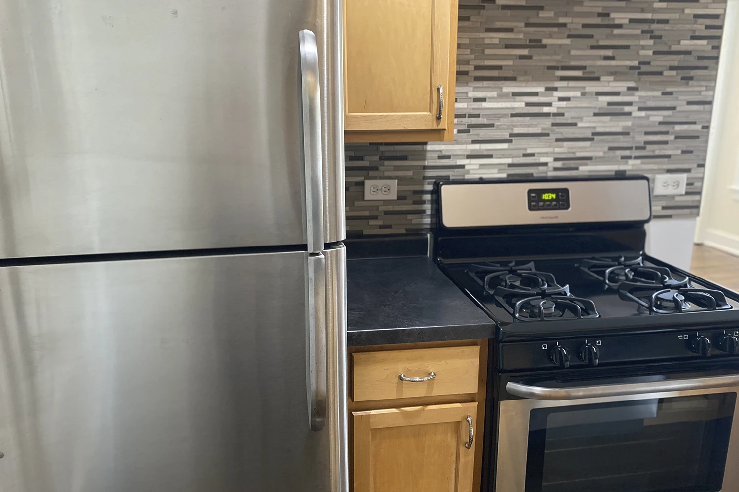 1253 W Henderson St Apt 3, Chicago IL properties 3323-25-n-lakewood-chicago-il-60657-lake-view 1253-3