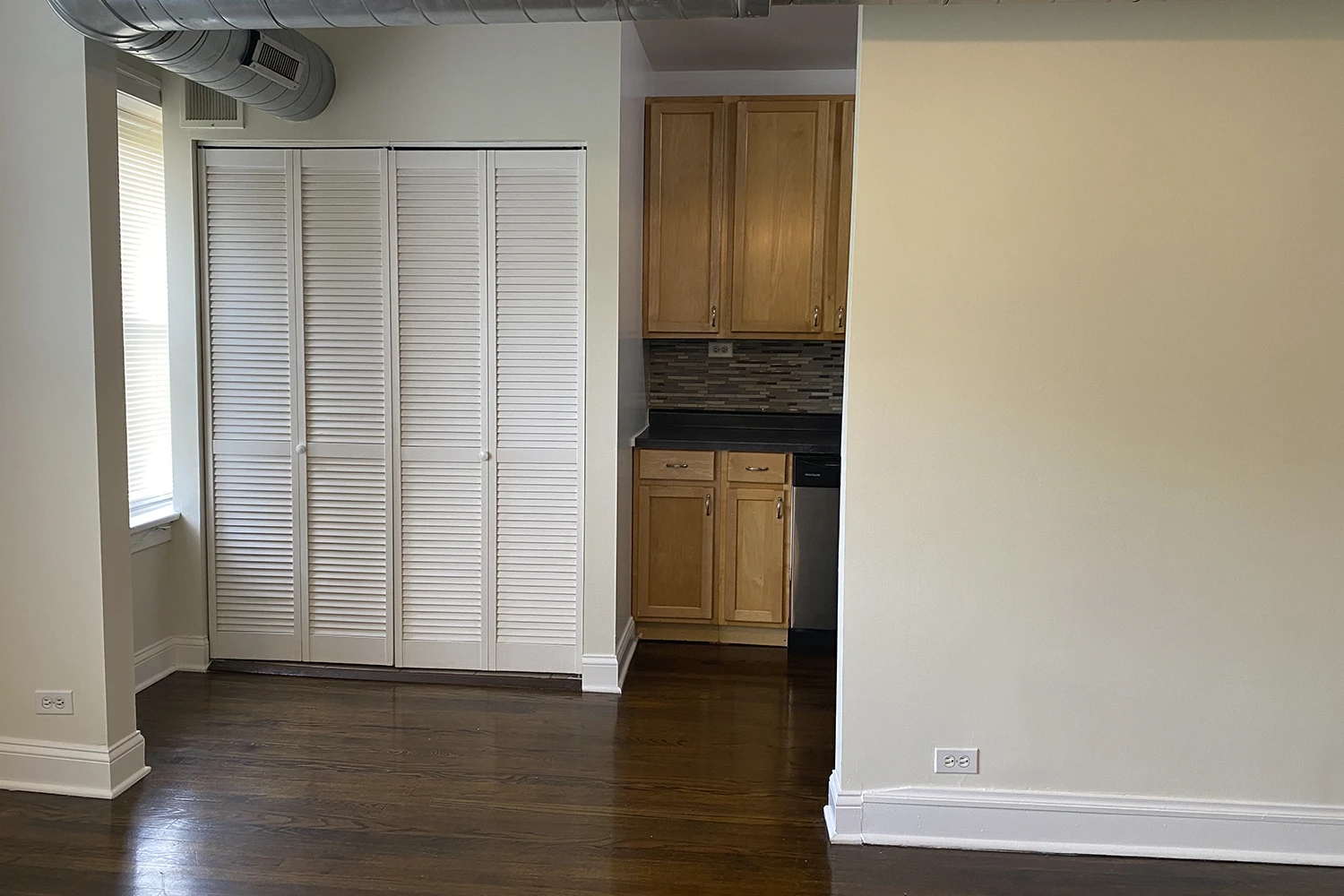 1253 W Henderson St Apt 3, Chicago IL properties 3323-25-n-lakewood-chicago-il-60657-lake-view 1253-3