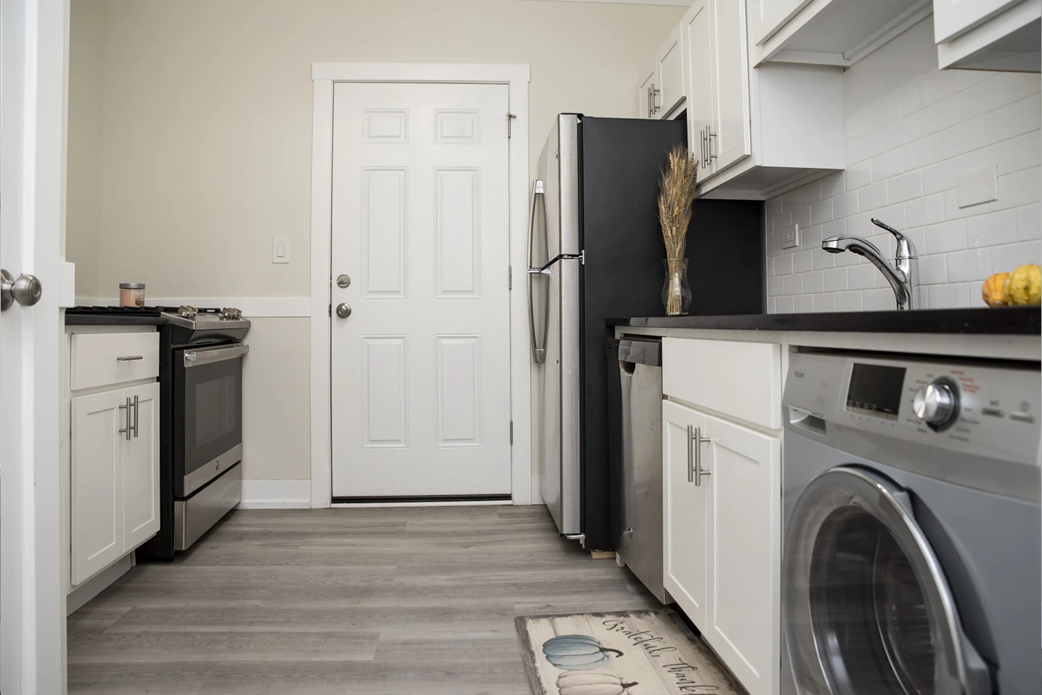 1415 W Hutchinson St Apt 3, Chicago IL properties 4216-26-n-clark-st-chicago-il-60613-lake-view 1415-3   