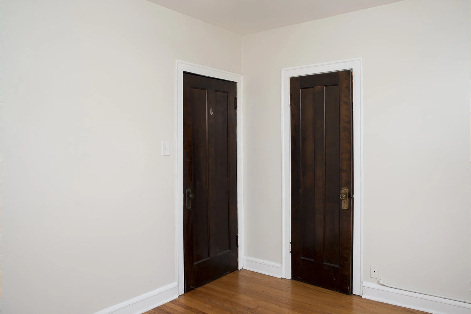 1417 W Hutchinson St Apt 2, Chicago IL properties 4216-26-n-clark-st-chicago-il-60613-lake-view 1417-2