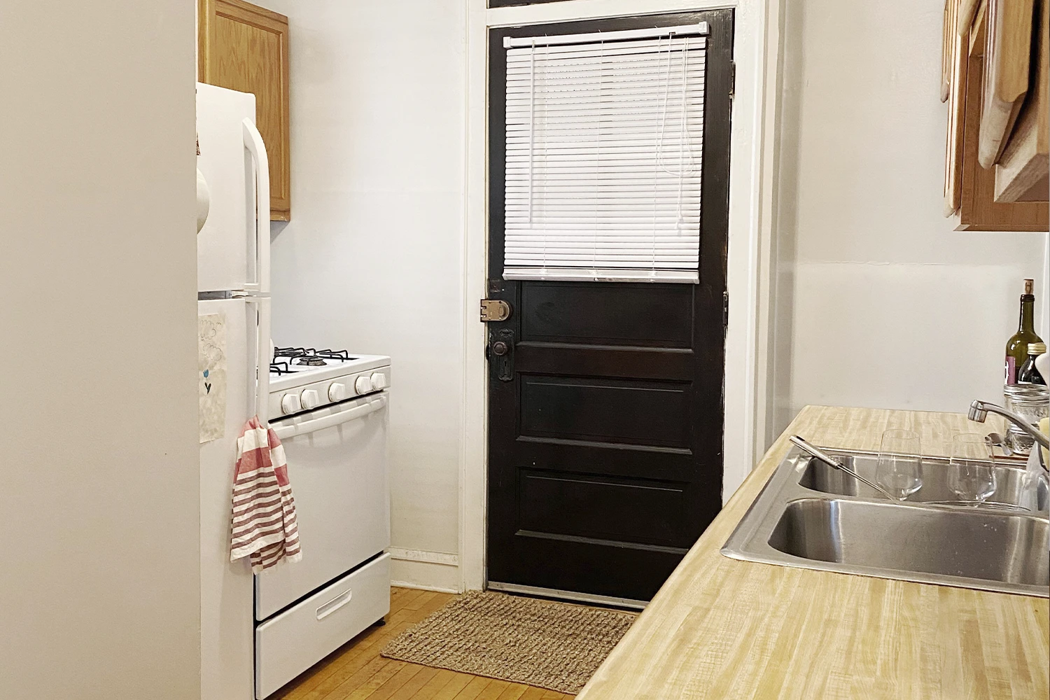 1417 W Hutchinson St Apt 2, Chicago IL properties 4216-26-n-clark-st-chicago-il-60613-lake-view 1417-2