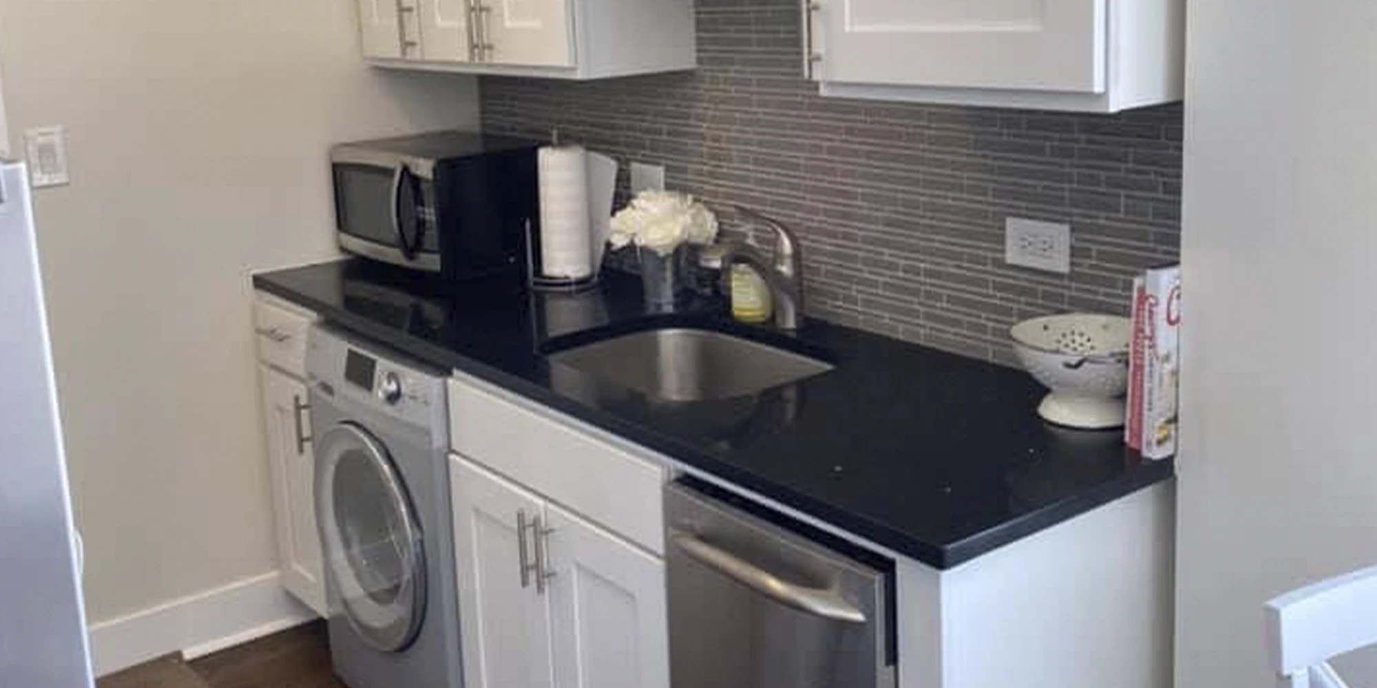 3817.5 N Greenview Ave Apt 1W, Chicago IL properties 3815-23-n-greenview-ave-chicago-il-60613-lake-view 3817-5-1w
