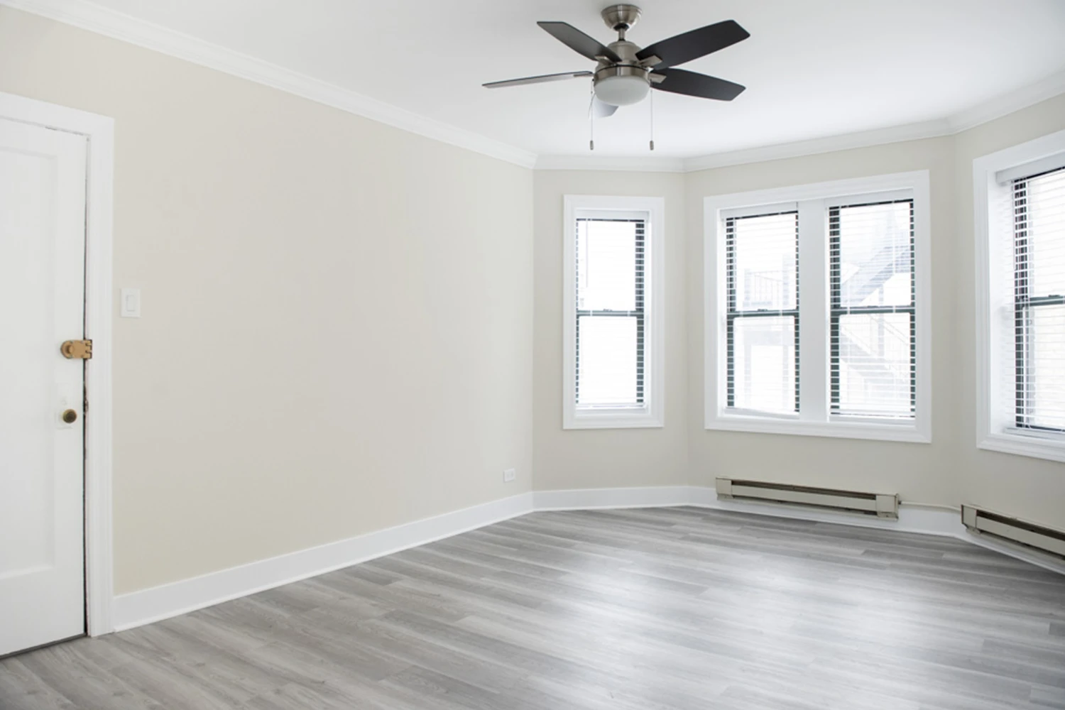 3841 N Greenview Ave Apt 2W, Chicago IL properties 3839-45-n-greenview-chicago-il-60613-lake-view 3841-2w
