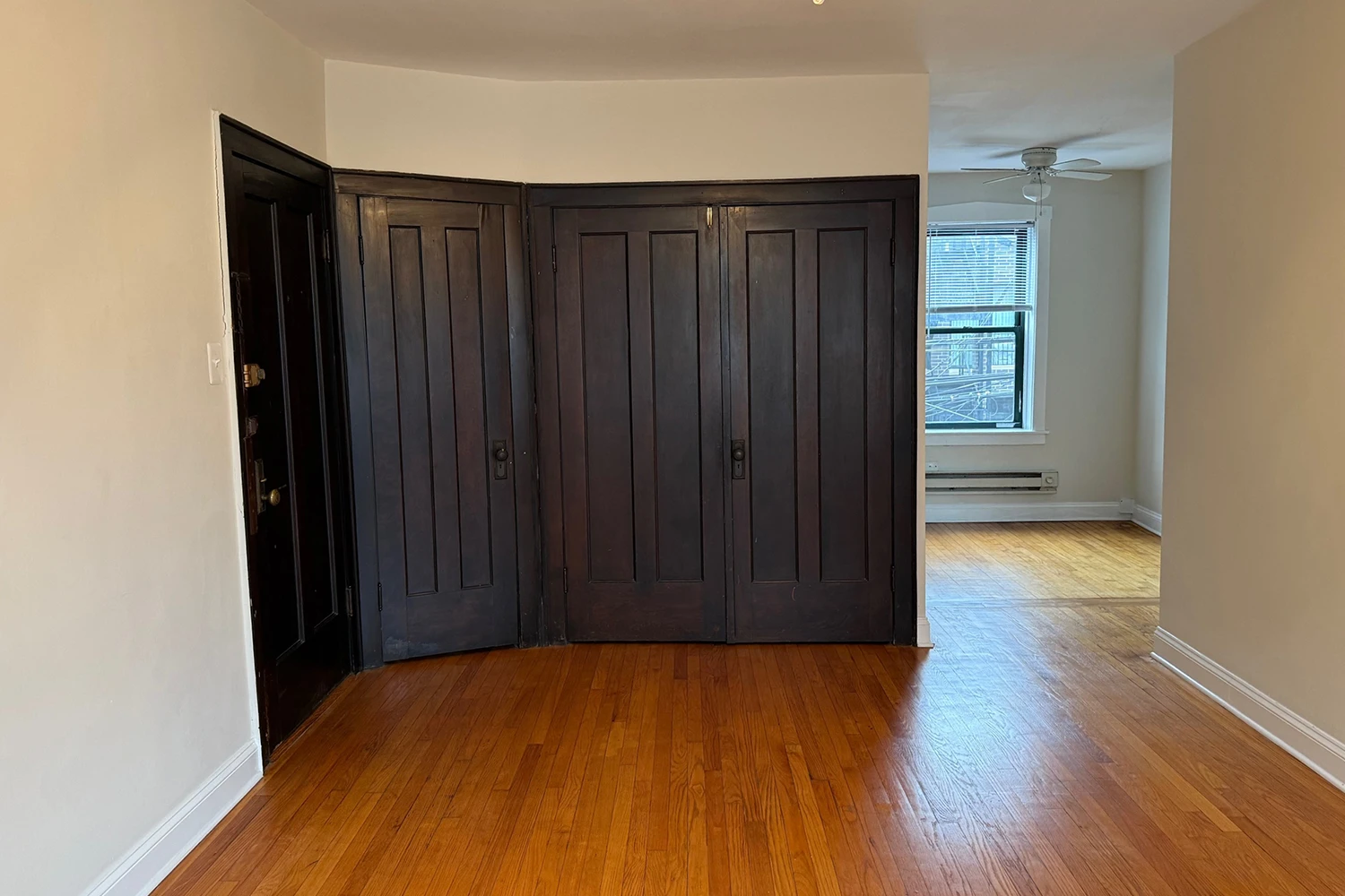 3841 N Greenview Ave Apt 2E, Chicago IL properties 3839-45-n-greenview-chicago-il-60613-lake-view 3841-2e