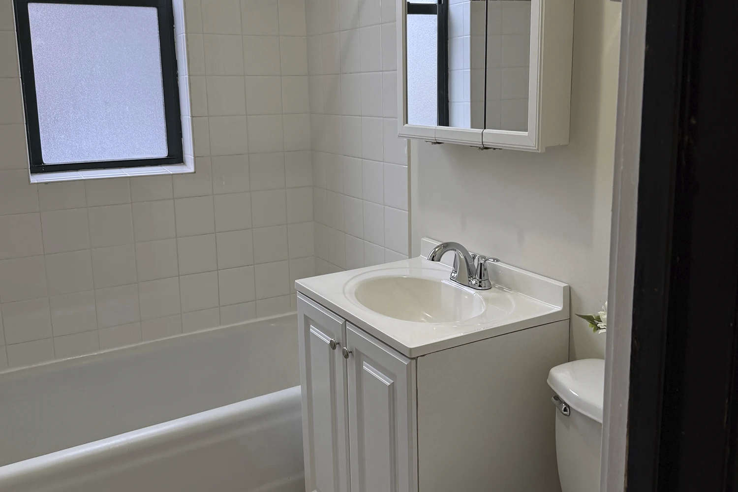 3841 N Greenview Ave Apt 2E, Chicago IL properties 3839-45-n-greenview-chicago-il-60613-lake-view 3841-2e