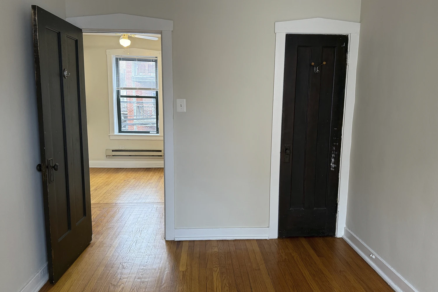 3841 N Greenview Ave Apt 2E, Chicago IL properties 3839-45-n-greenview-chicago-il-60613-lake-view 3841-2e