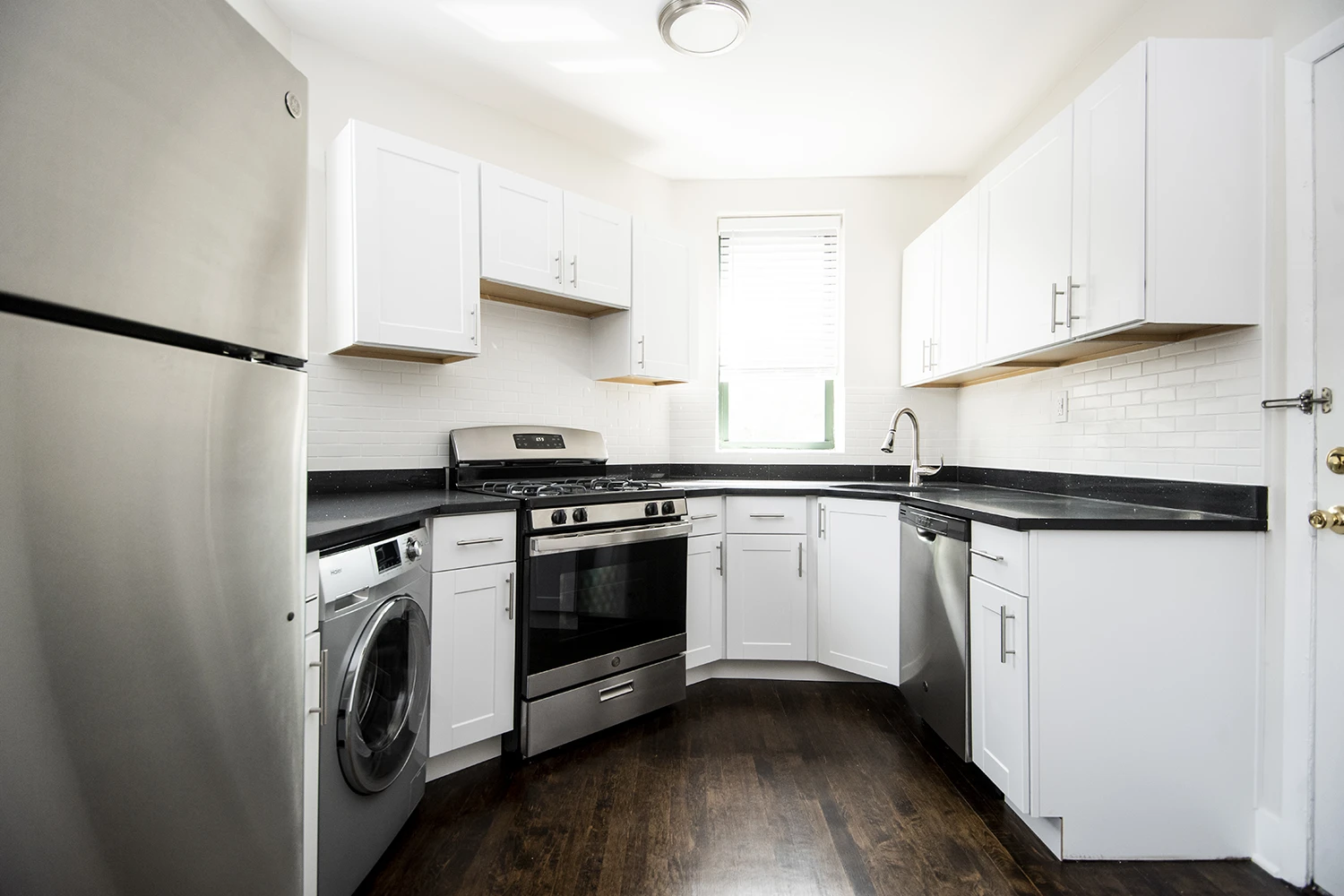 3845 N Greenview Ave Apt 1N, Chicago IL properties 3839-45-n-greenview-chicago-il-60613-lake-view 3845-1n