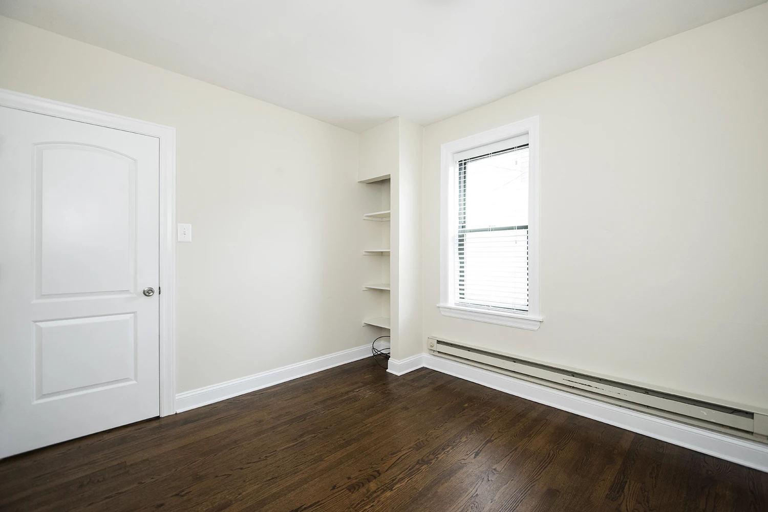 3845 N Greenview Ave Apt 1S, Chicago IL properties 3839-45-n-greenview-chicago-il-60613-lake-view 3845-1s