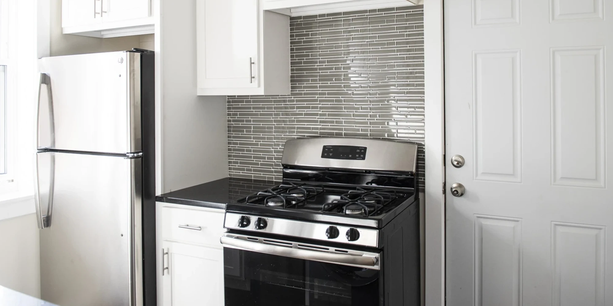4216 N Clark St Apt 1, Chicago IL properties 4216-26-n-clark-st-chicago-il-60613-lake-view 4216-1