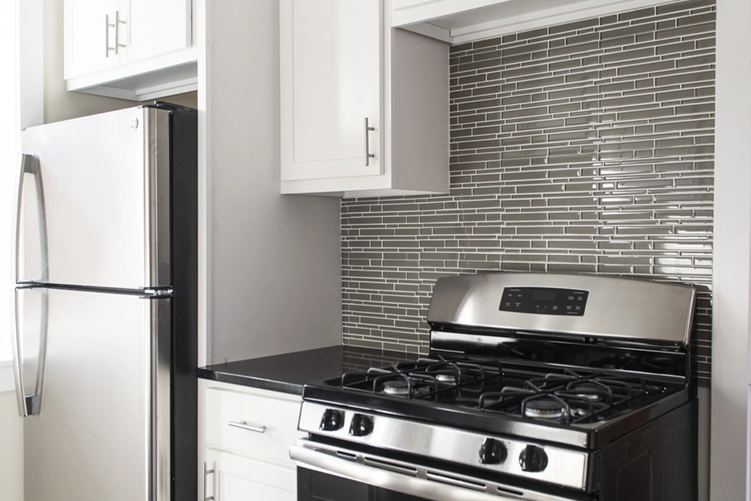 4216 N Clark St Apt 1, Chicago IL properties 4216-26-n-clark-st-chicago-il-60613-lake-view 4216-1