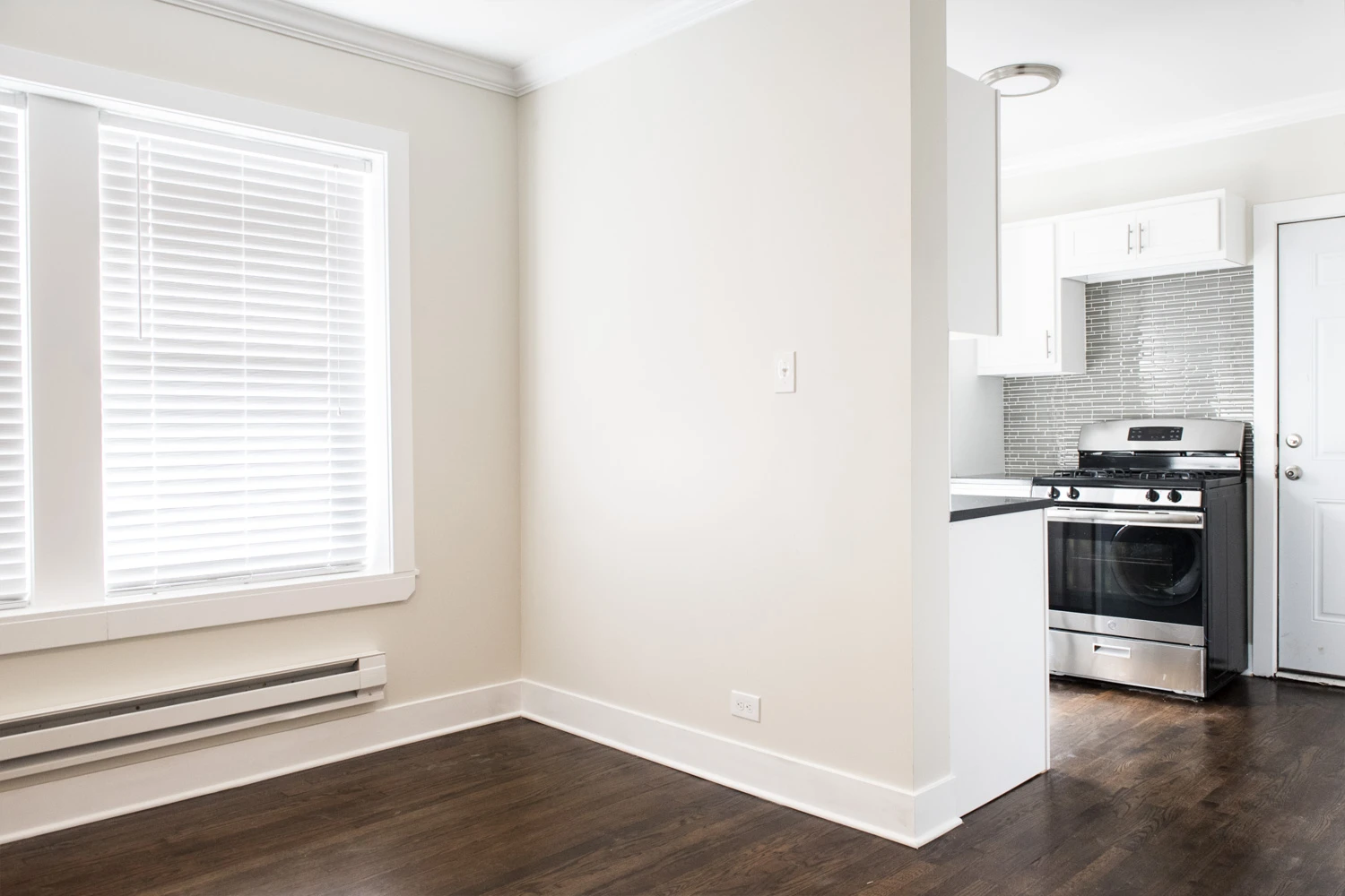 4216 N Clark St Apt 1, Chicago IL properties 4216-26-n-clark-st-chicago-il-60613-lake-view 4216-1