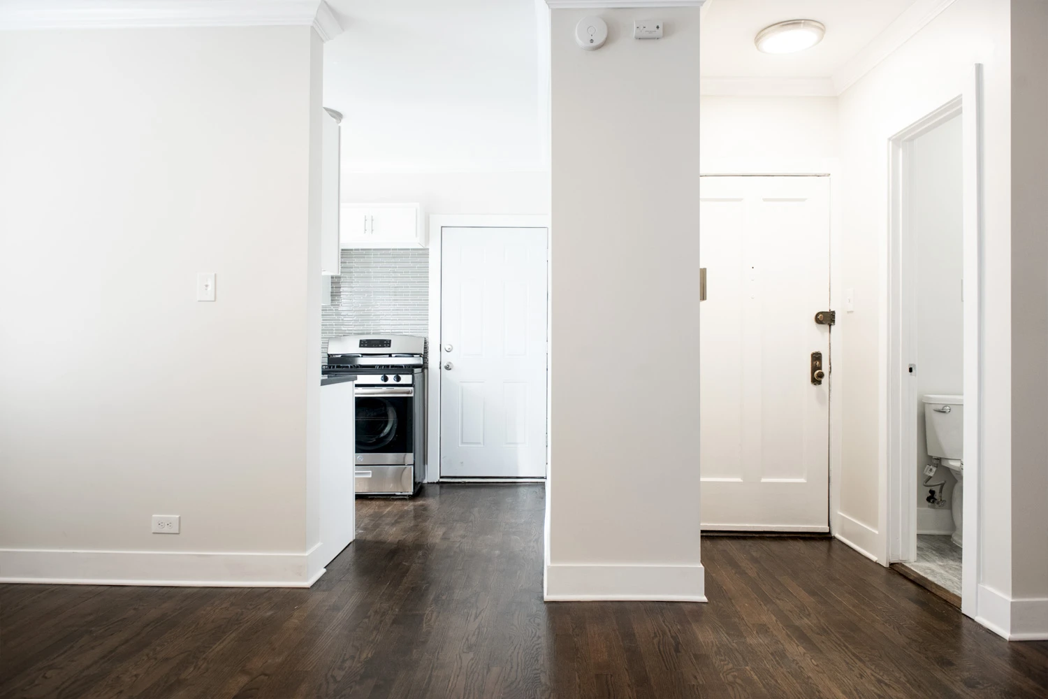 4216 N Clark St Apt 1, Chicago IL properties 4216-26-n-clark-st-chicago-il-60613-lake-view 4216-1