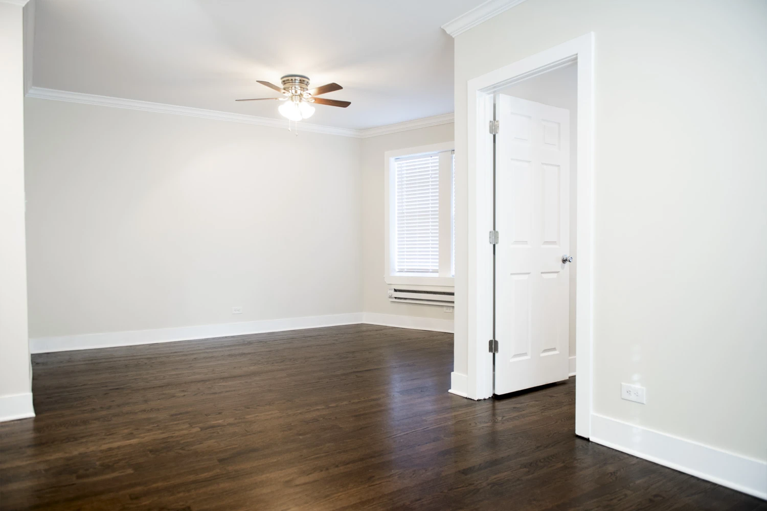 4216 N Clark St Apt 1, Chicago IL properties 4216-26-n-clark-st-chicago-il-60613-lake-view 4216-1