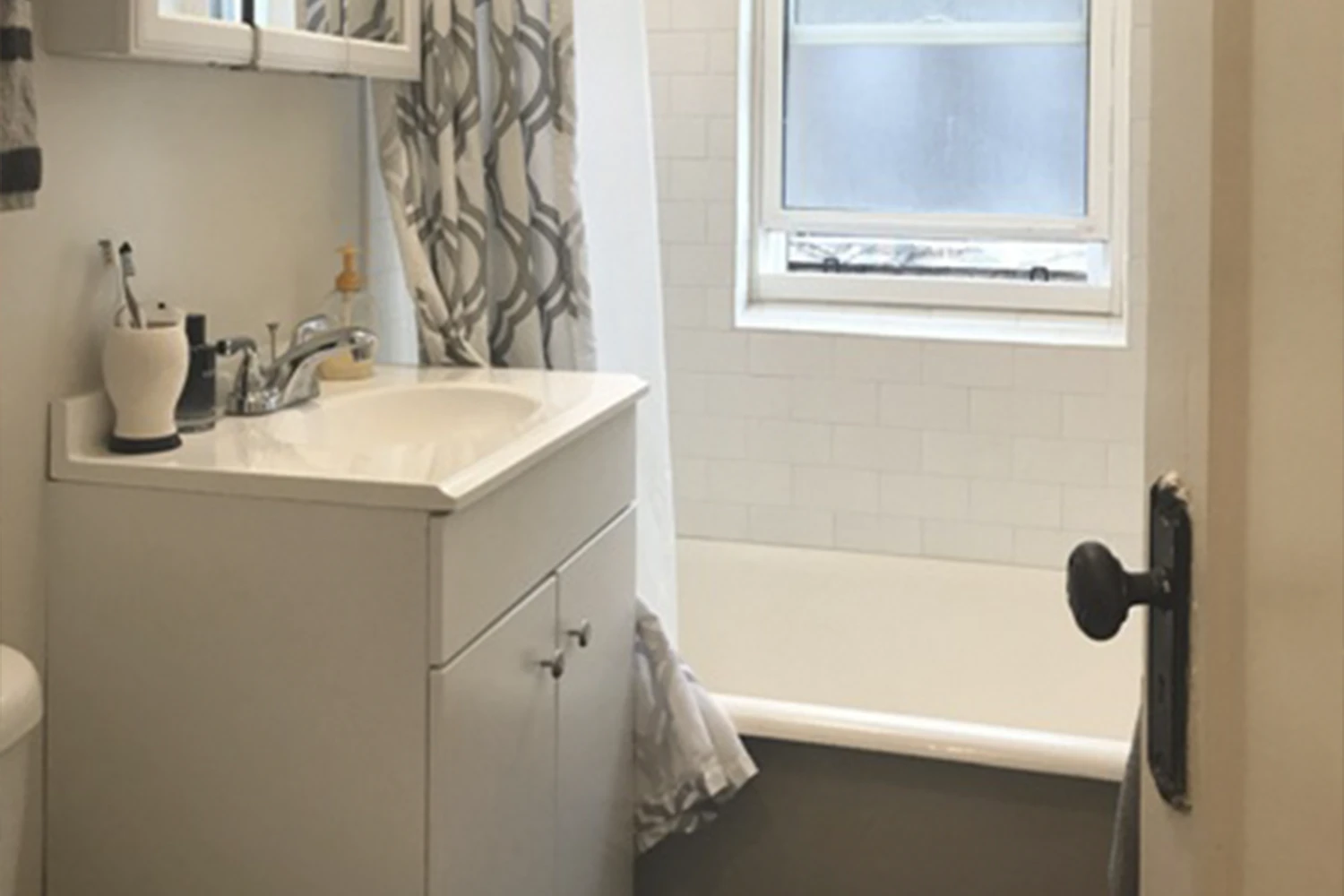 4216 N Clark St Apt 2, Chicago IL properties 4216-26-n-clark-st-chicago-il-60613-lake-view 4216-2
