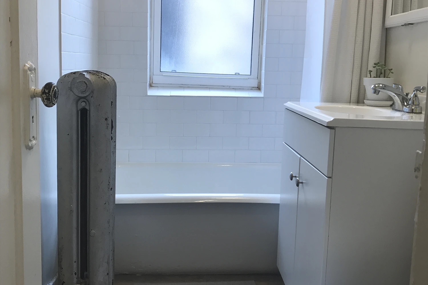 4218 N Clark St Apt 3, Chicago IL properties 4216-26-n-clark-st-chicago-il-60613-lake-view 4218-3