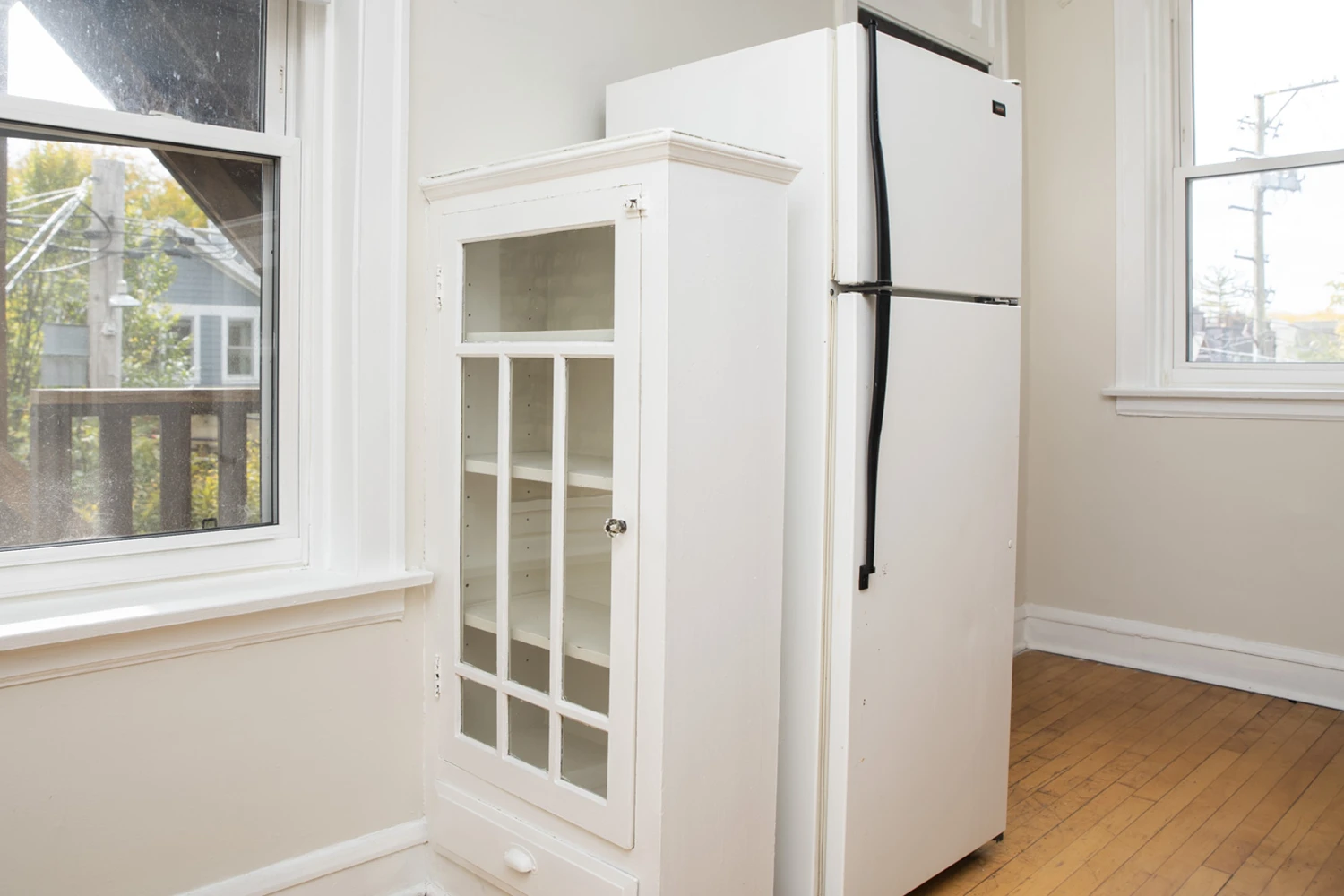 4220 N Clark St Apt 1, Chicago IL properties 4216-26-n-clark-st-chicago-il-60613-lake-view 4220-1