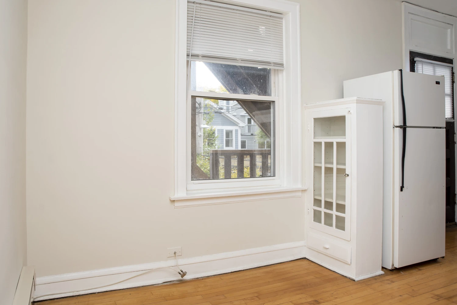 4220 N Clark St Apt 1, Chicago IL properties 4216-26-n-clark-st-chicago-il-60613-lake-view 4220-1