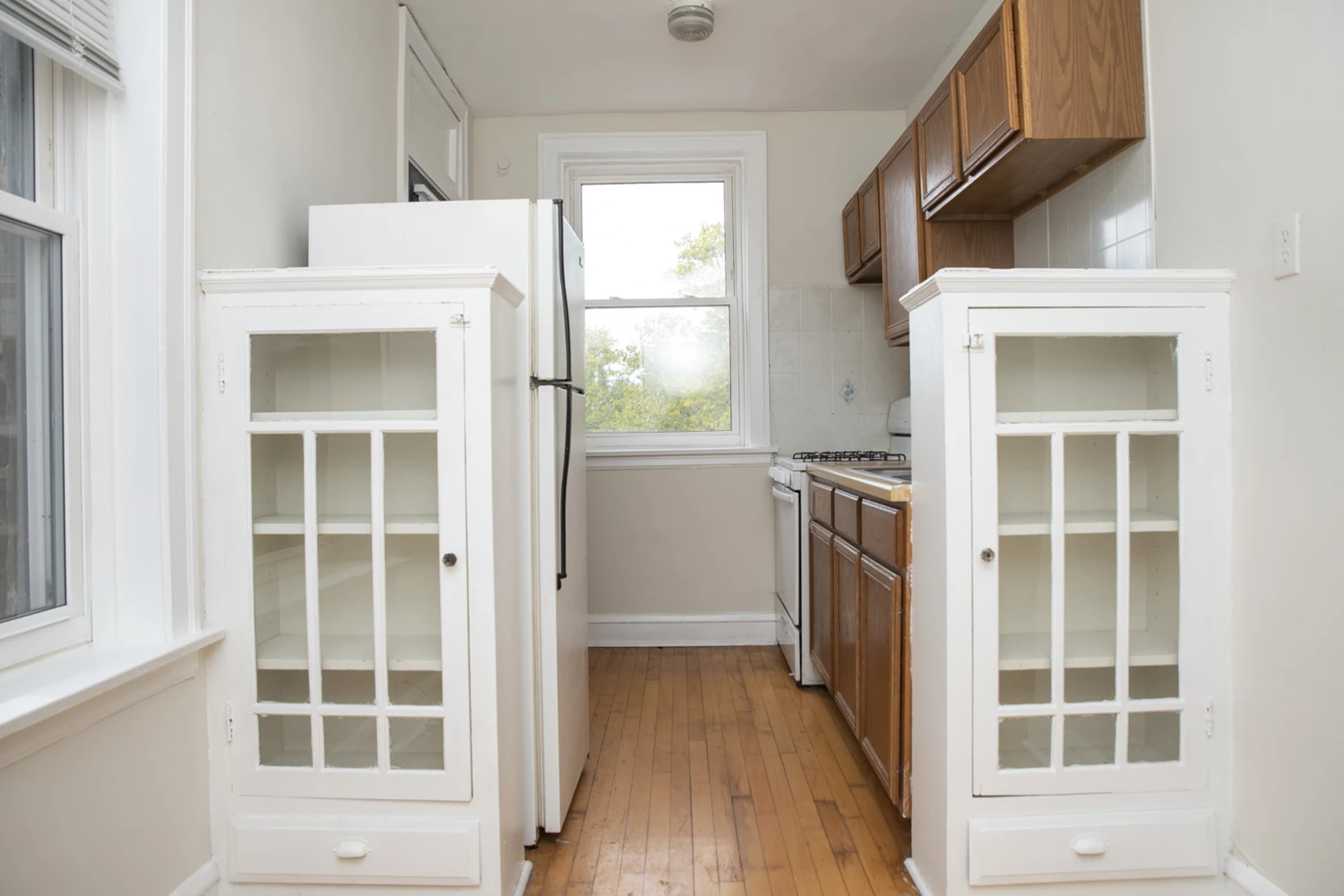 4220 N Clark St Apt 2, Chicago IL properties 4216-26-n-clark-st-chicago-il-60613-lake-view 4220-2