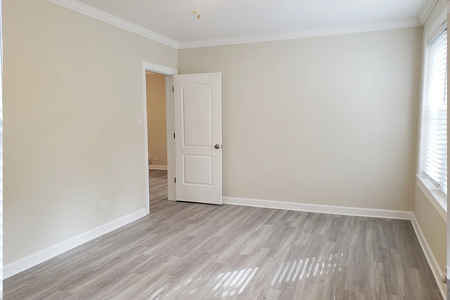 4222 N Clark St Apt 1, Chicago IL properties 4216-26-n-clark-st-chicago-il-60613-lake-view 4222-1