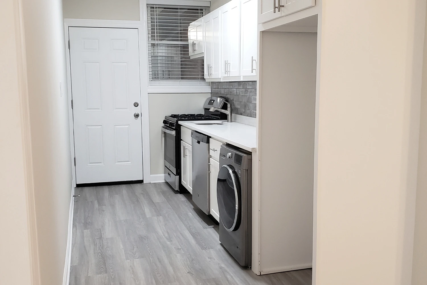 4222 N Clark St Apt 1, Chicago IL properties 4216-26-n-clark-st-chicago-il-60613-lake-view 4222-1