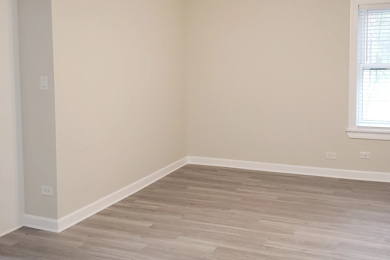 4222 N Clark St Apt 1, Chicago IL properties 4216-26-n-clark-st-chicago-il-60613-lake-view 4222-1