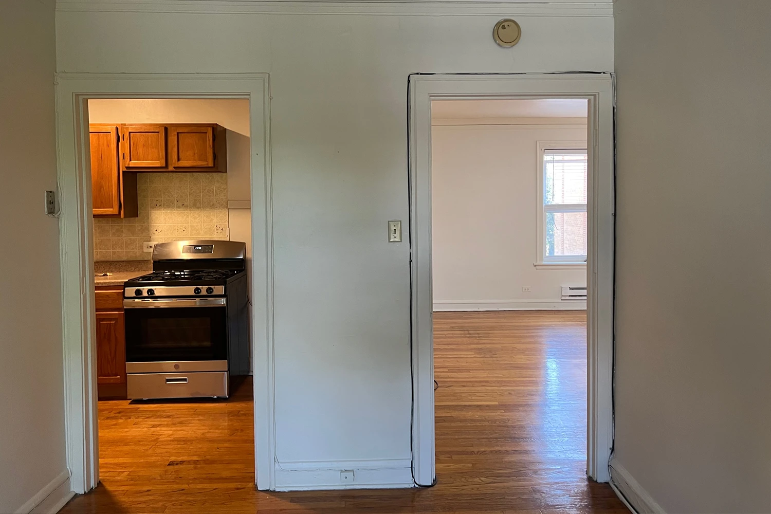 4222 N Clark St Apt 2, Chicago IL properties 4216-26-n-clark-st-chicago-il-60613-lake-view 4222-2