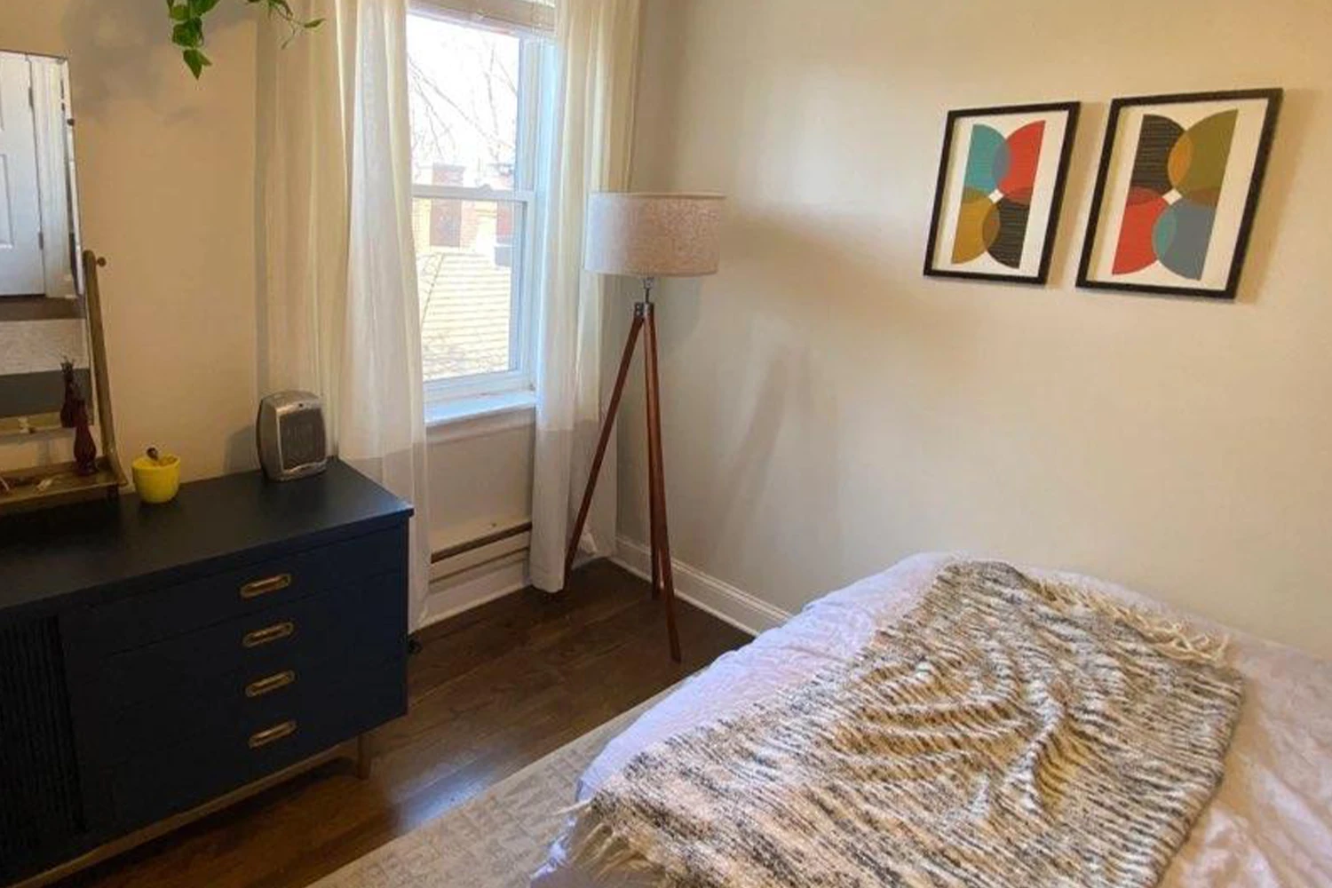 4222 N Clark St Apt 3, Chicago IL properties 4216-26-n-clark-st-chicago-il-60613-lake-view 4222-3