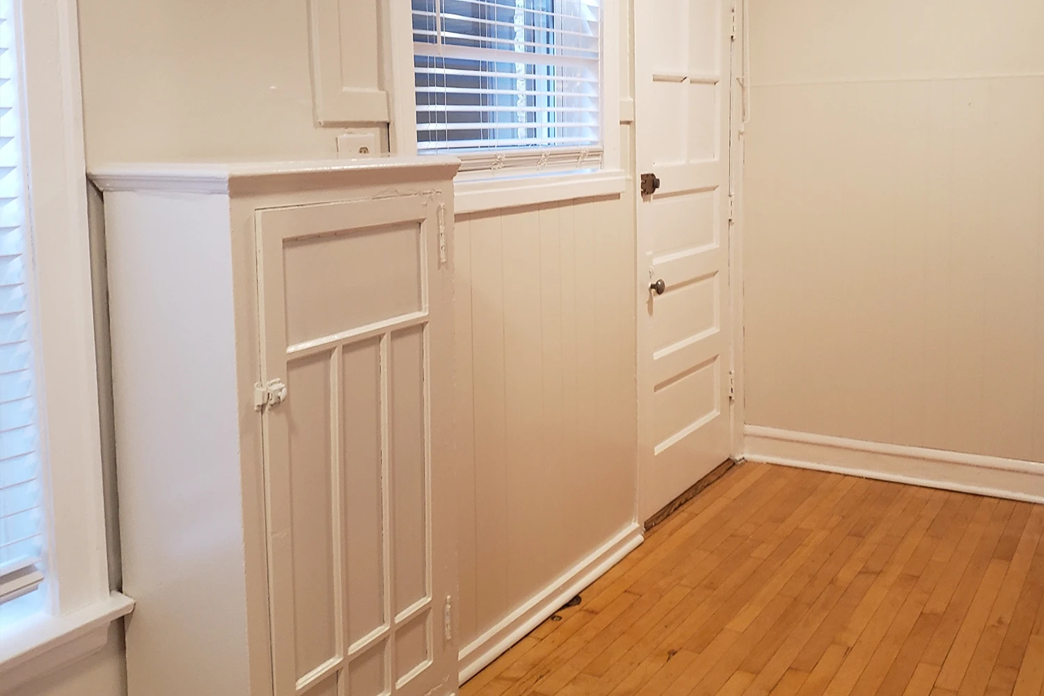 4224 N Clark St Apt 2, Chicago IL properties 4216-26-n-clark-st-chicago-il-60613-lake-view 4224-2   