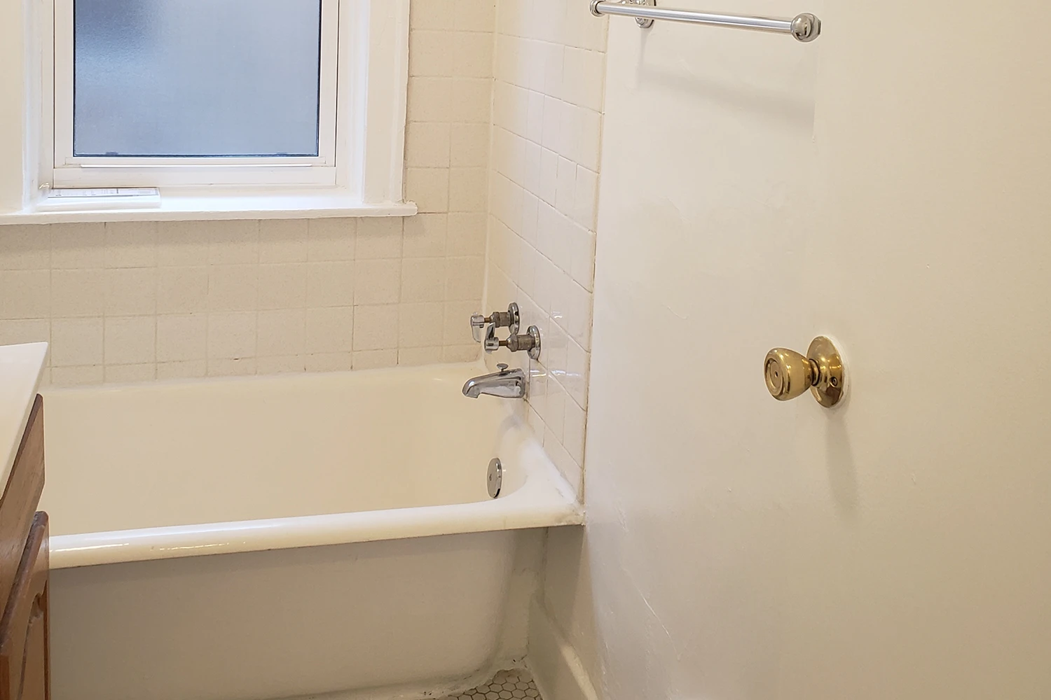 4224 N Clark St Apt 2, Chicago IL properties 4216-26-n-clark-st-chicago-il-60613-lake-view 4224-2   