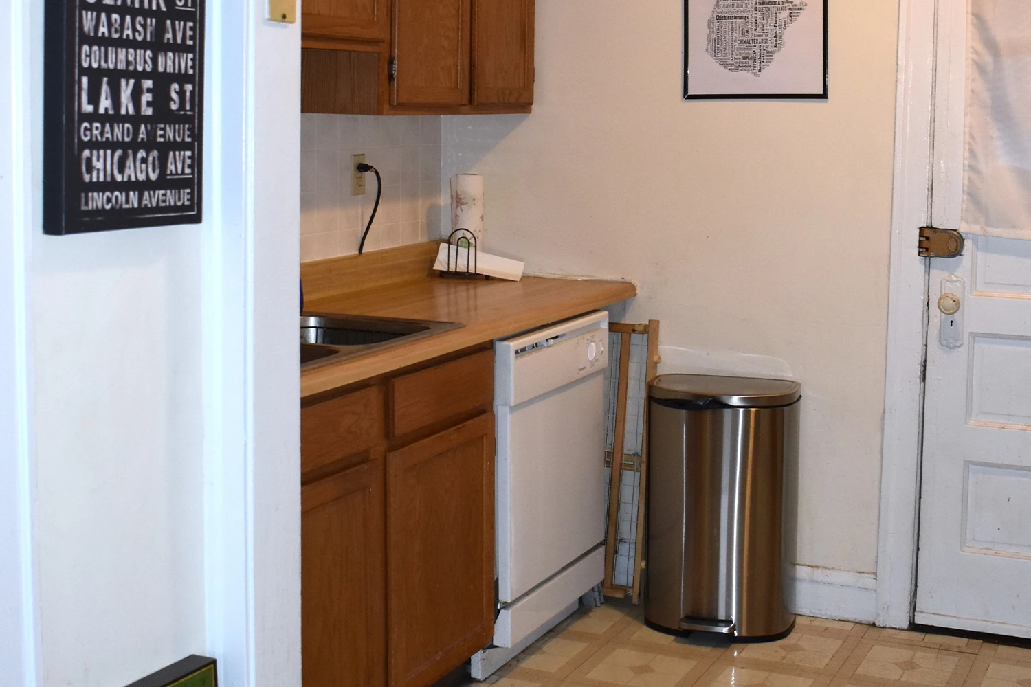4226 N Clark St Apt 2, Chicago IL properties 4216-26-n-clark-st-chicago-il-60613-lake-view 4226-2