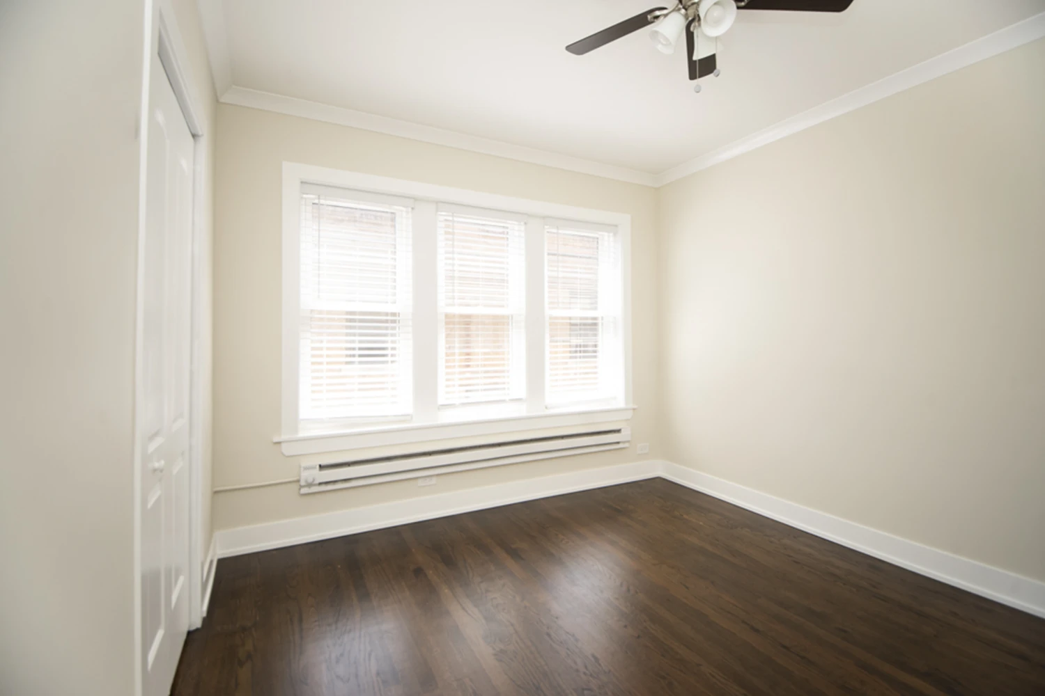 4226 N Clark St Apt 3, Chicago IL properties 4216-26-n-clark-st-chicago-il-60613-lake-view 4226-3   